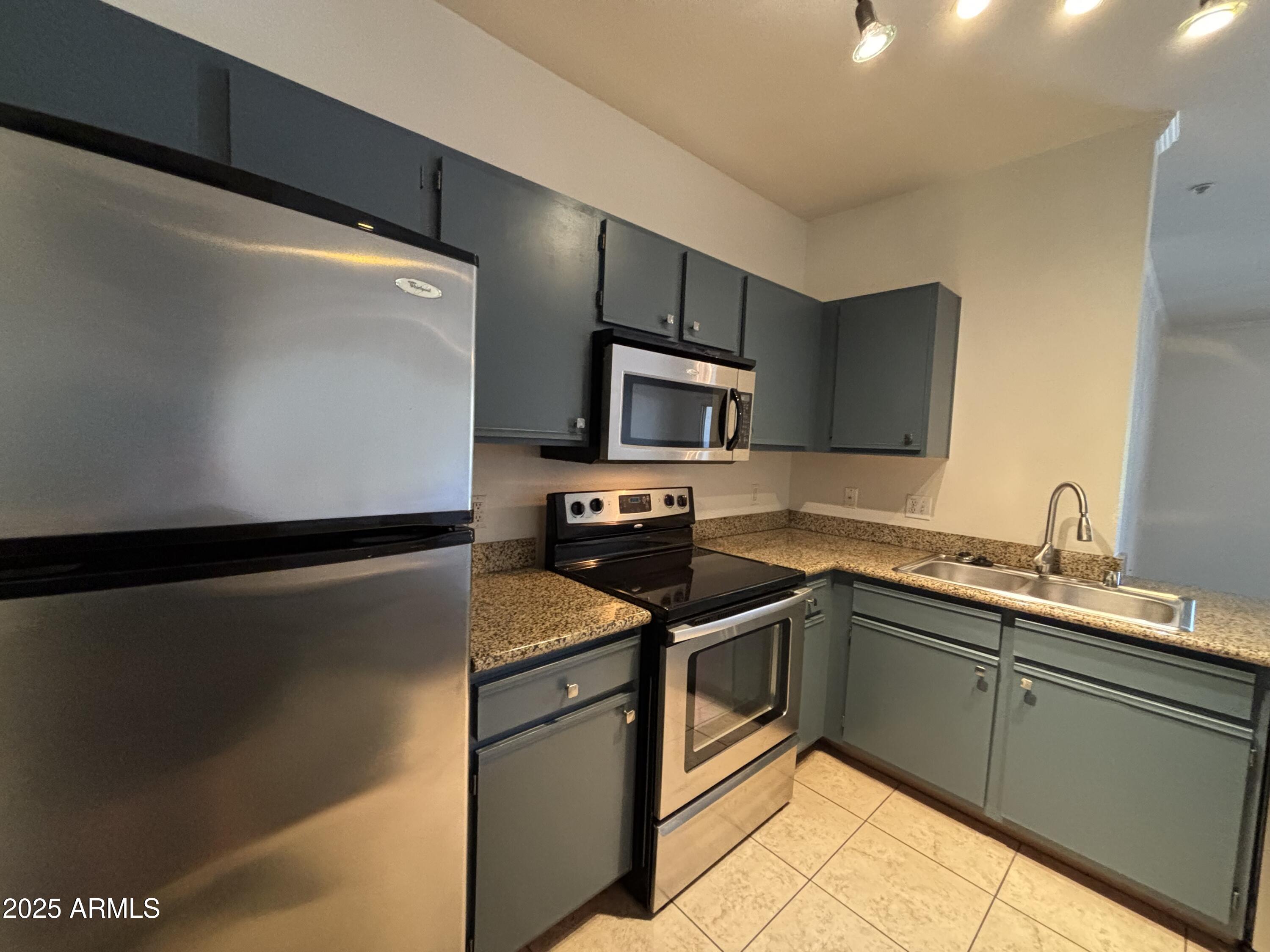 5345 E VAN BUREN Street 261