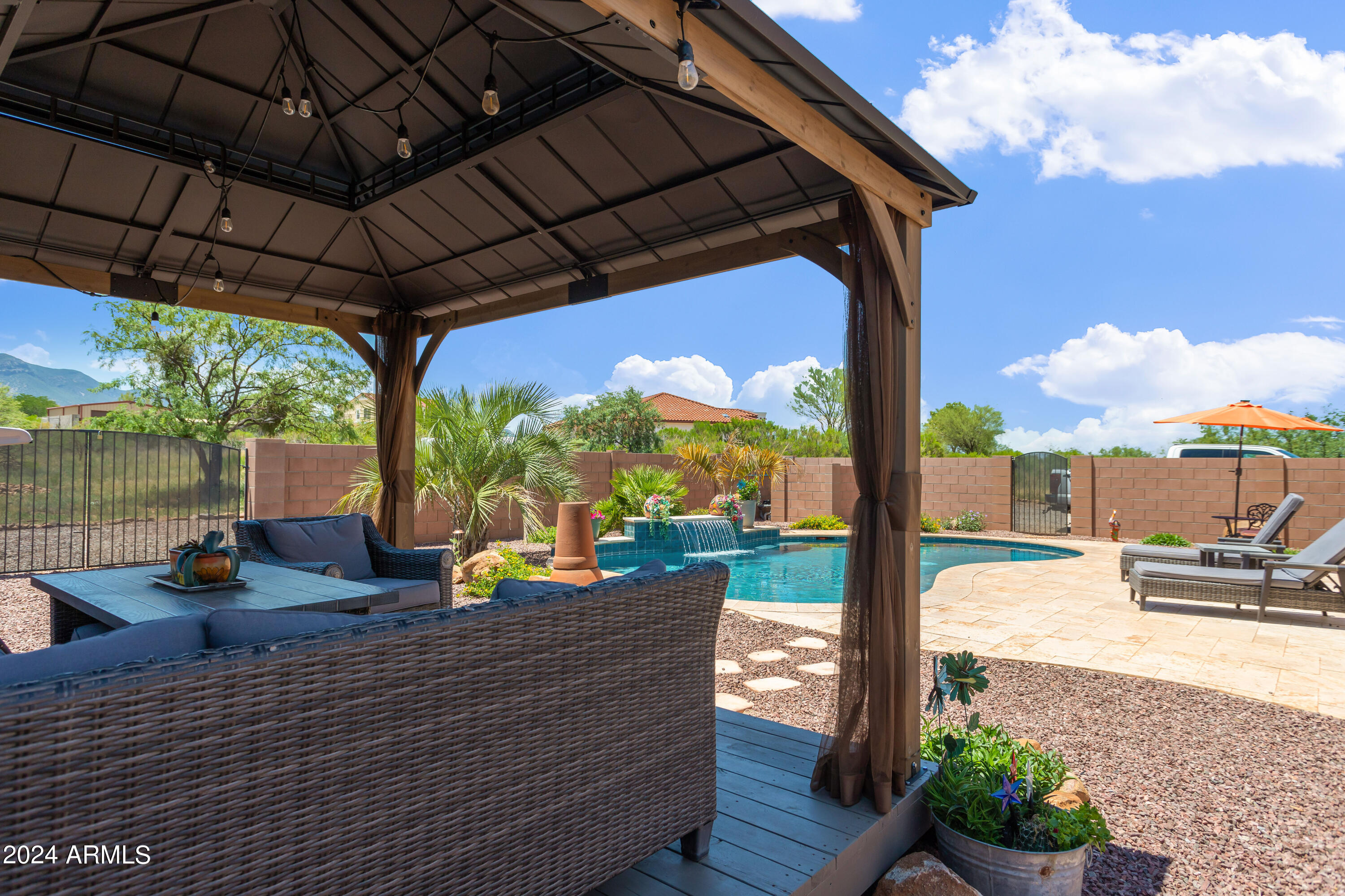 Whitewing - Residential