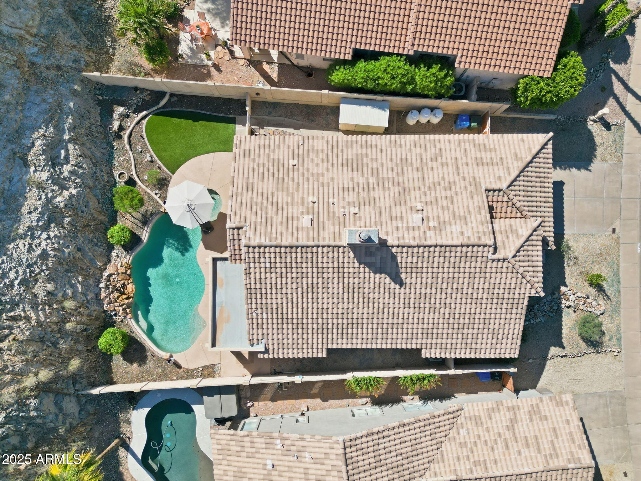 2419 E SILVERWOOD Drive