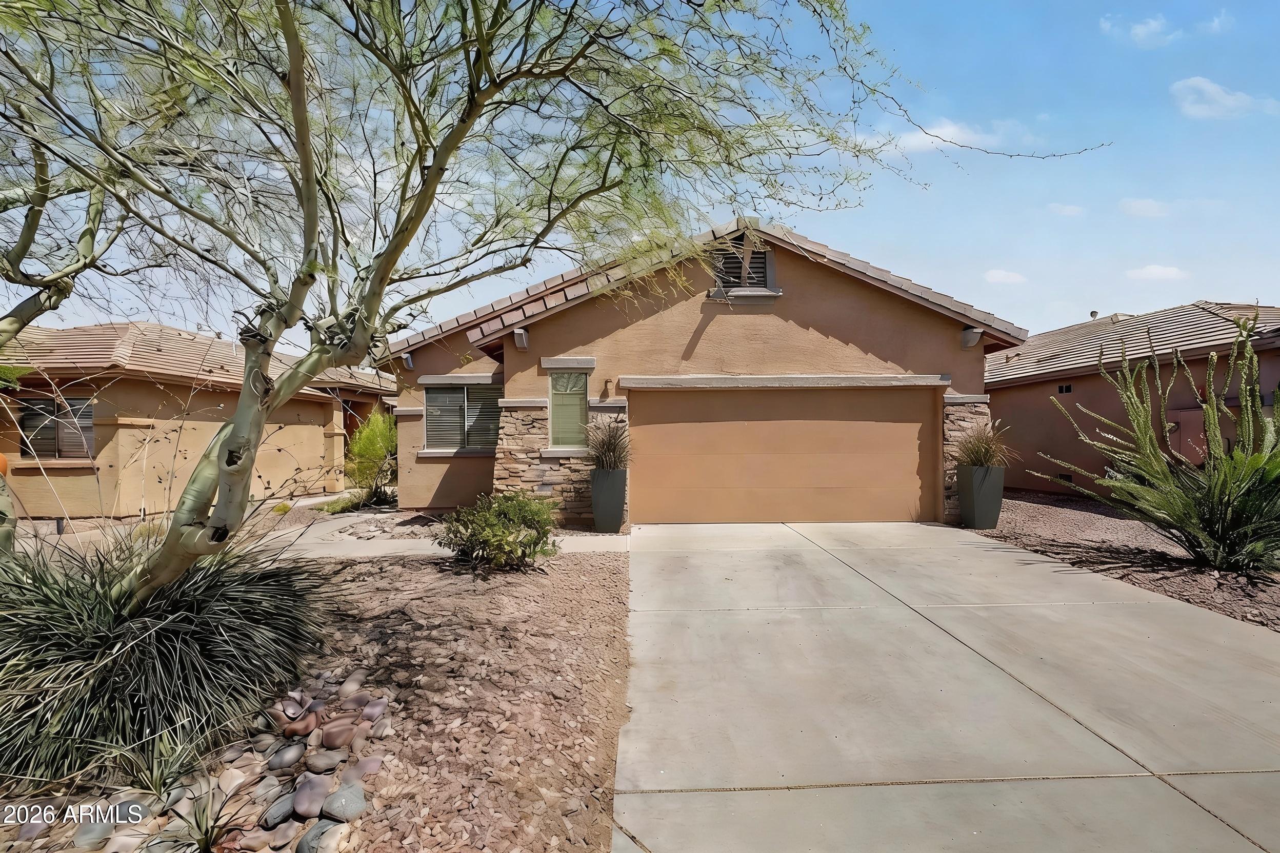 1714 W OWENS Way