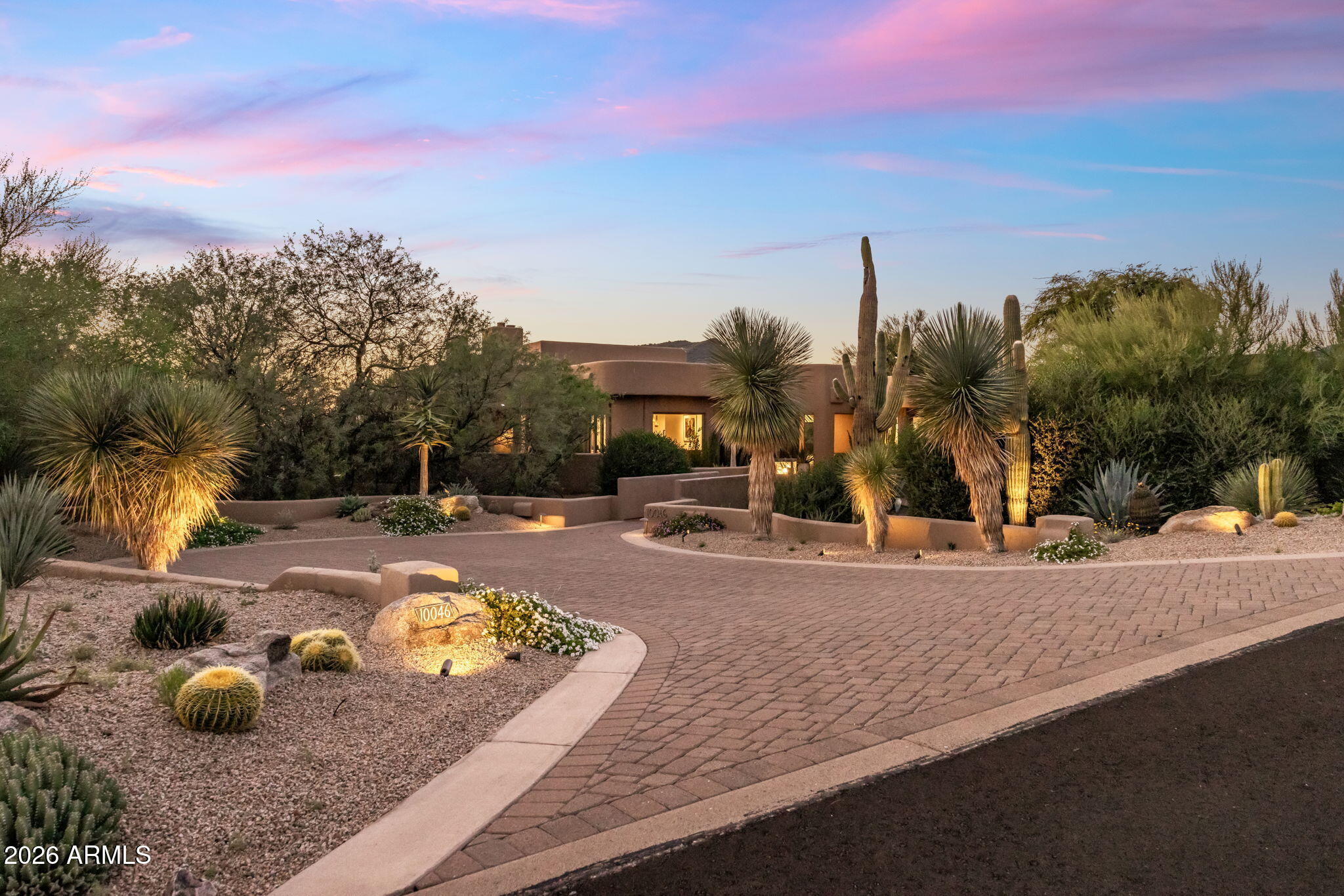 10046 E HIDDEN VALLEY Road