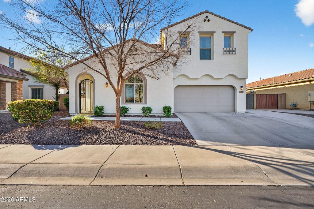 Photo of 1925 E Mia Lane, Gilbert, AZ 85298 (MLS # 6989943)