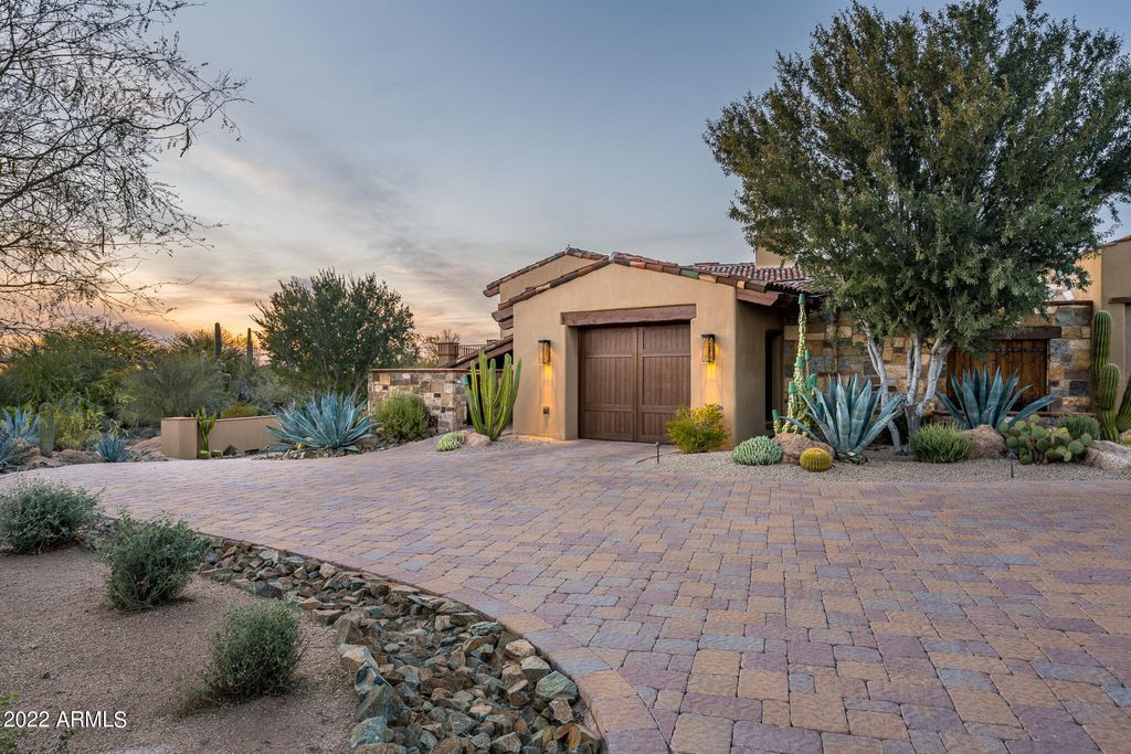 Photo of 8430 E Whisper Rock Trail, Scottsdale, AZ 85266 (MLS # 6940356)