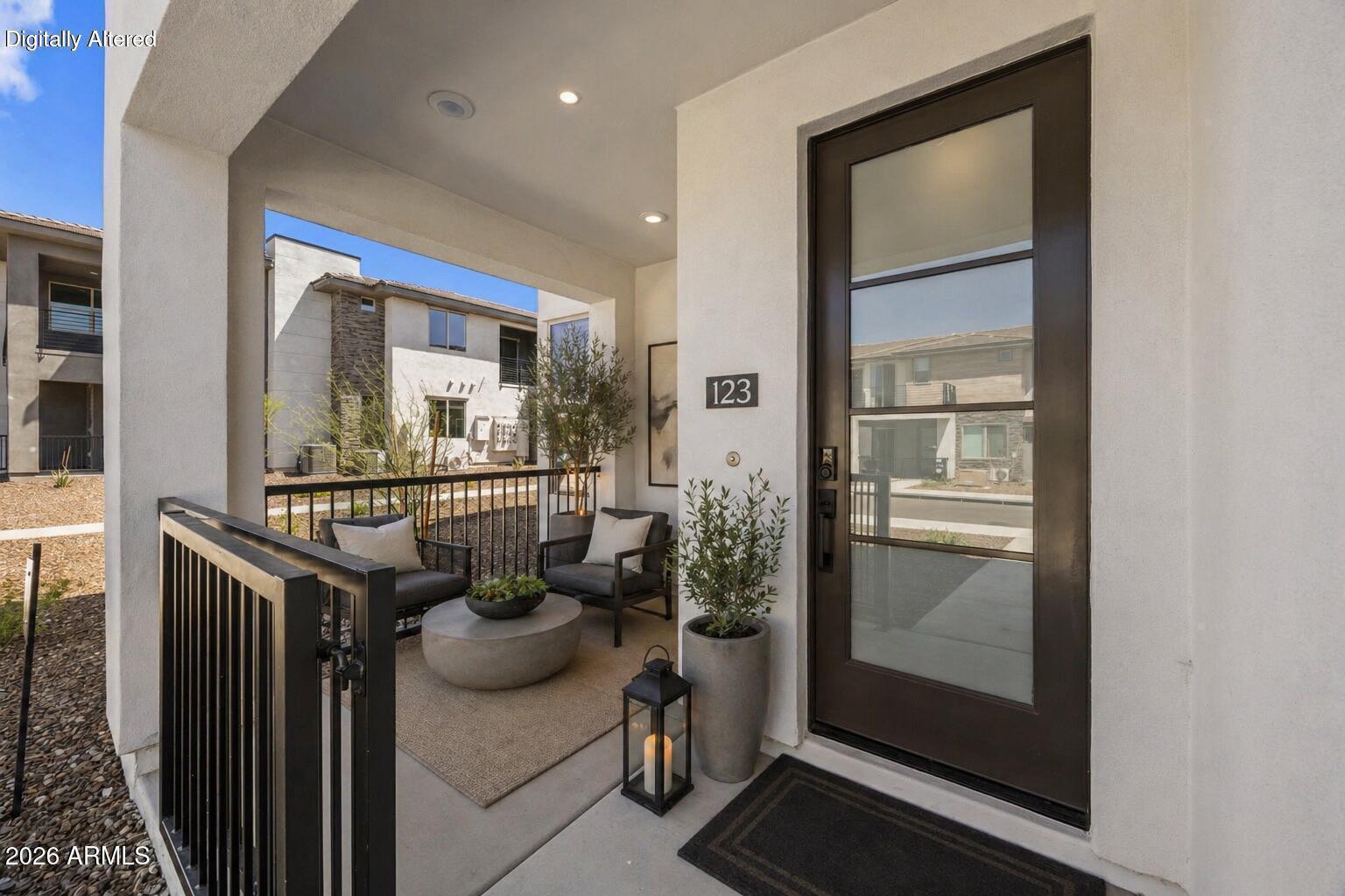 2121 W SONORAN DESERT Drive 123