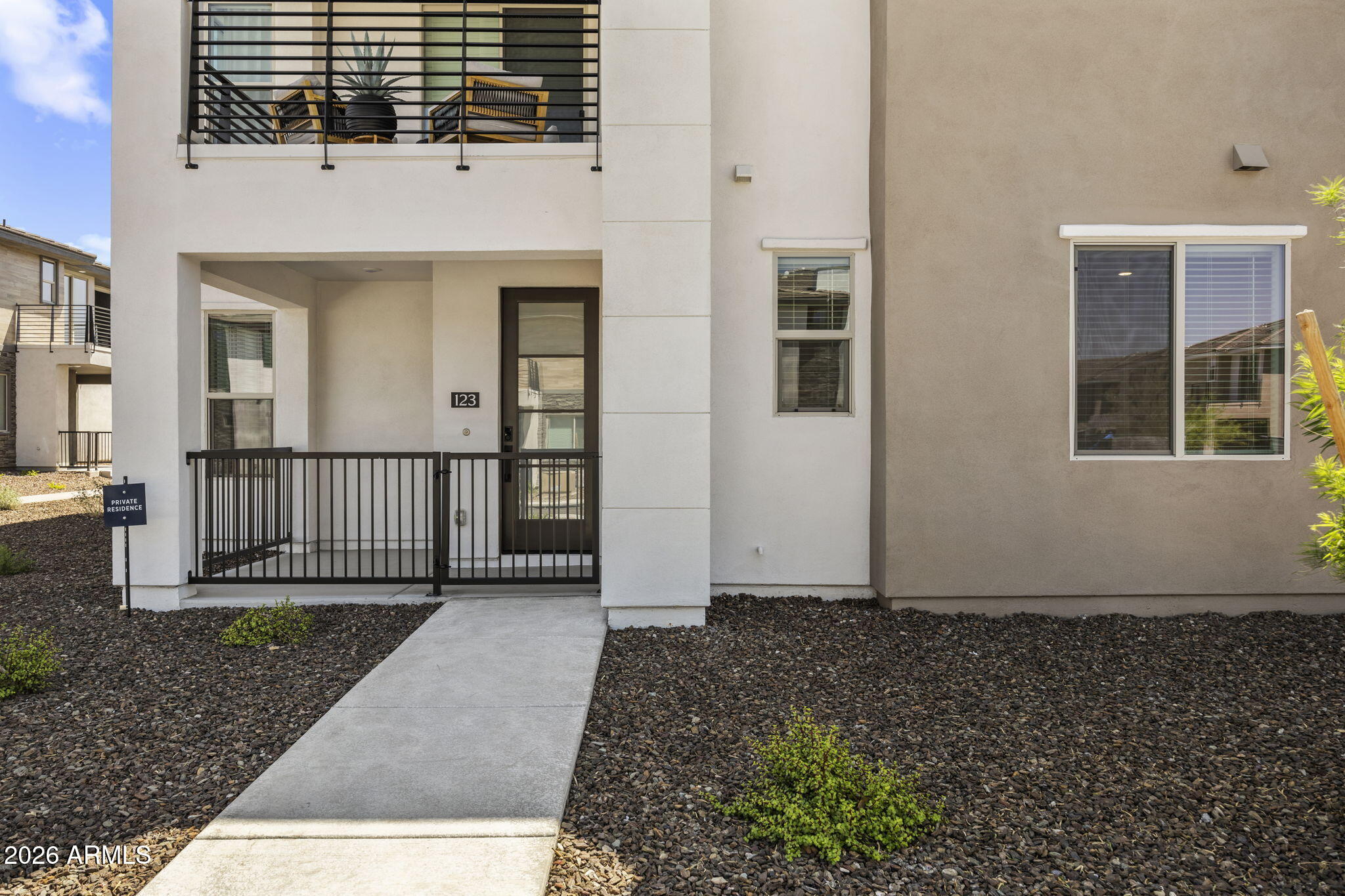 2121 W SONORAN DESERT Drive 123