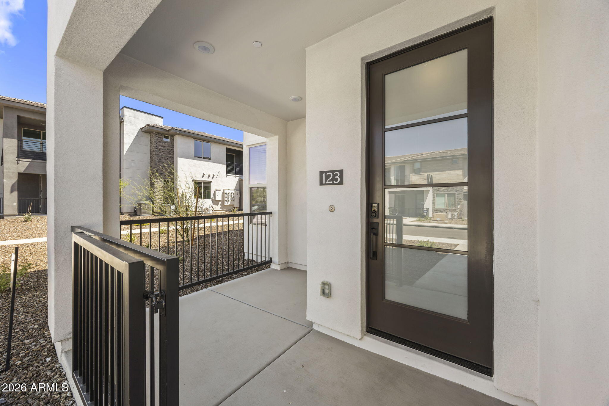 2121 W SONORAN DESERT Drive 123