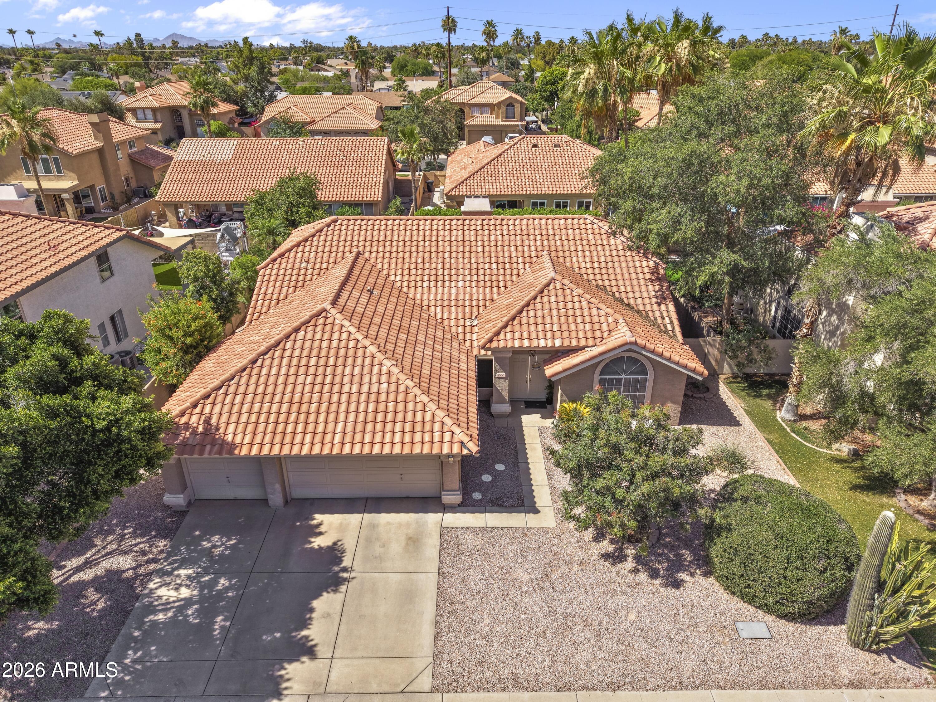 1580 W KENT Drive