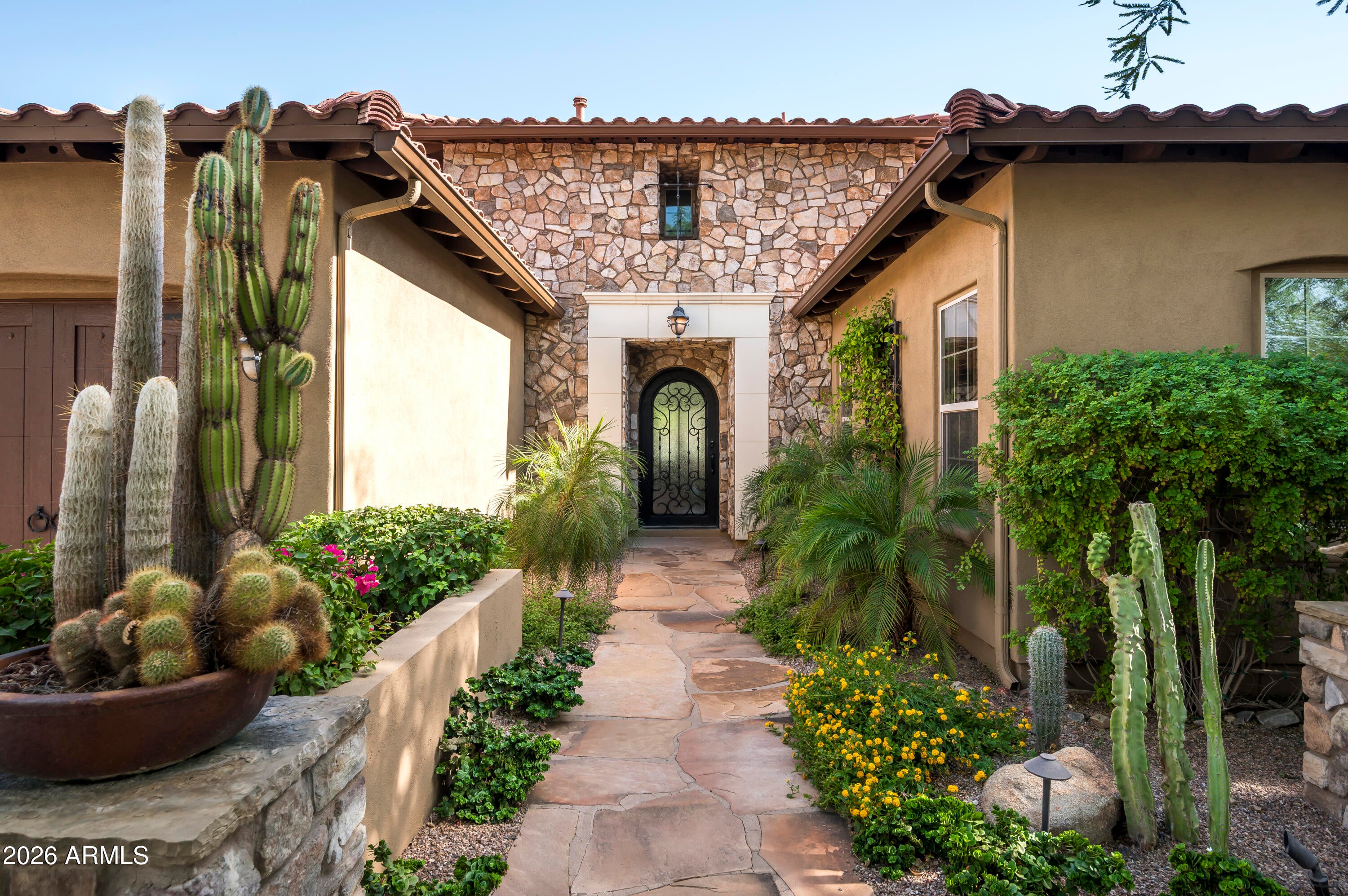 9413 E DESERT VILLAGE Drive