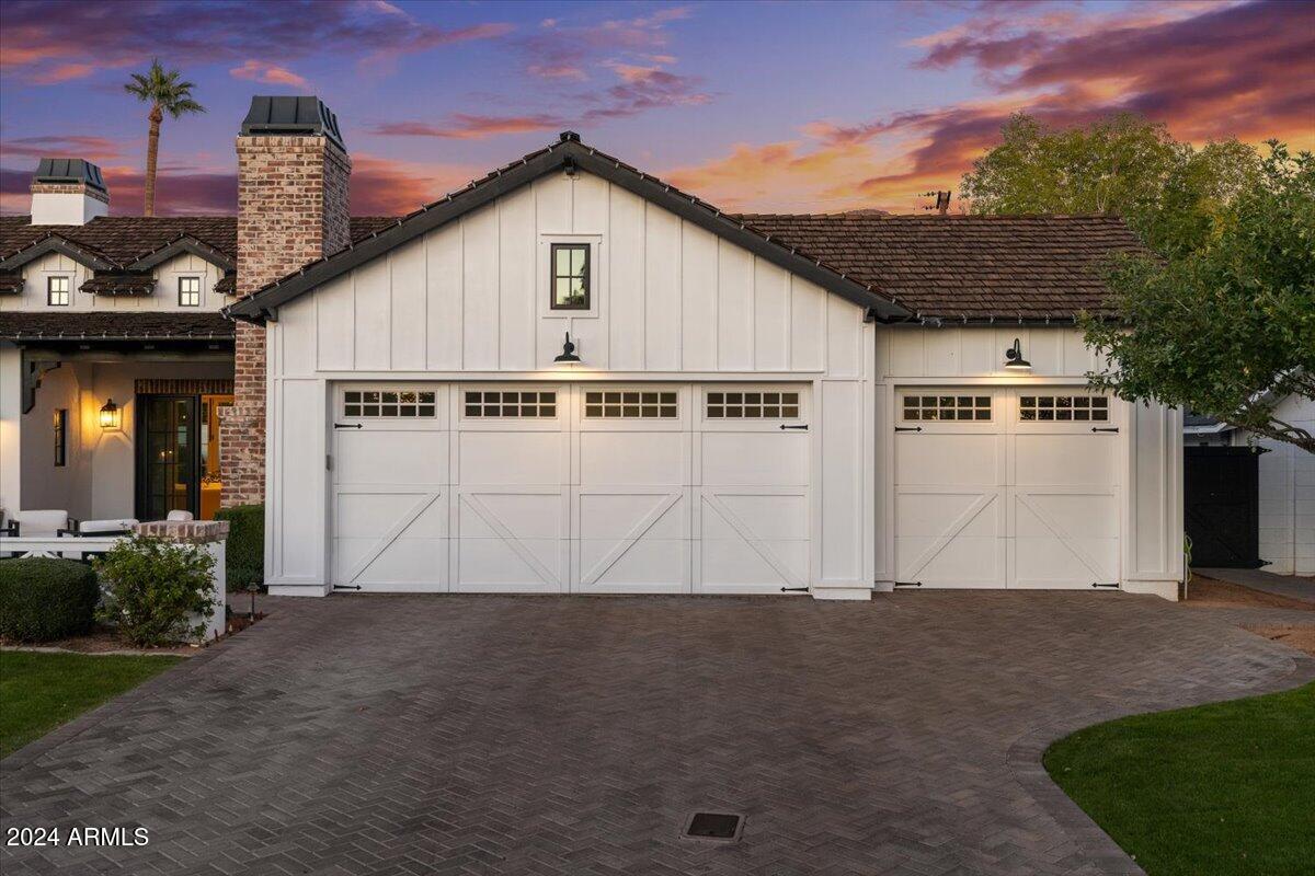 4526 E CALLE TUBERIA --