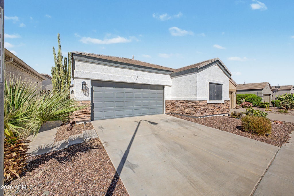 Photo of 3312 E Maldonado Drive, Phoenix, AZ 85042 (MLS # 7056755)