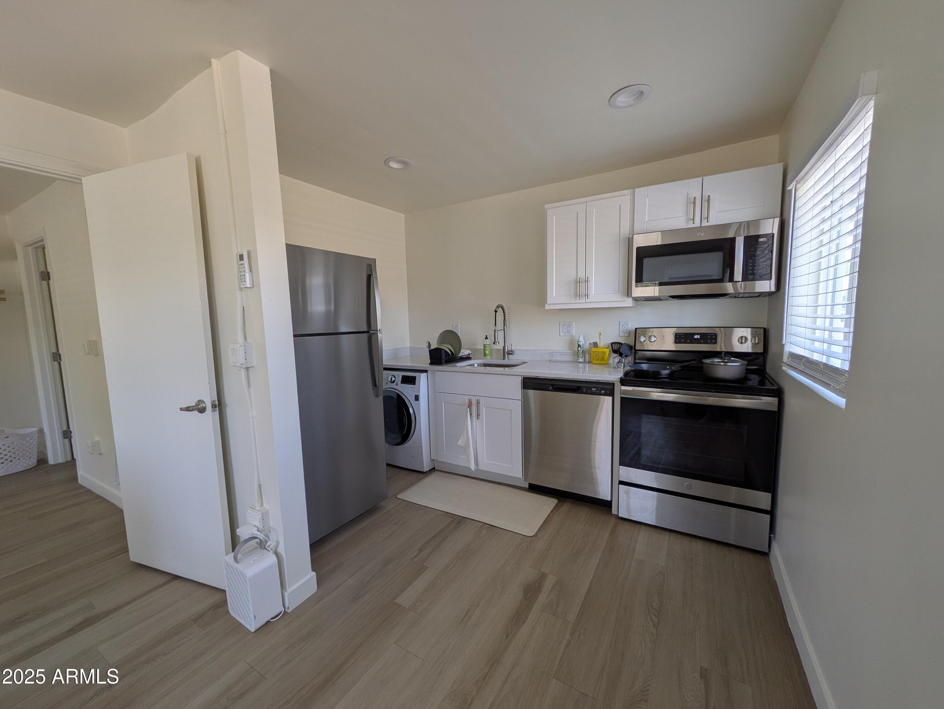 1620 E Apache Boulevard 1006