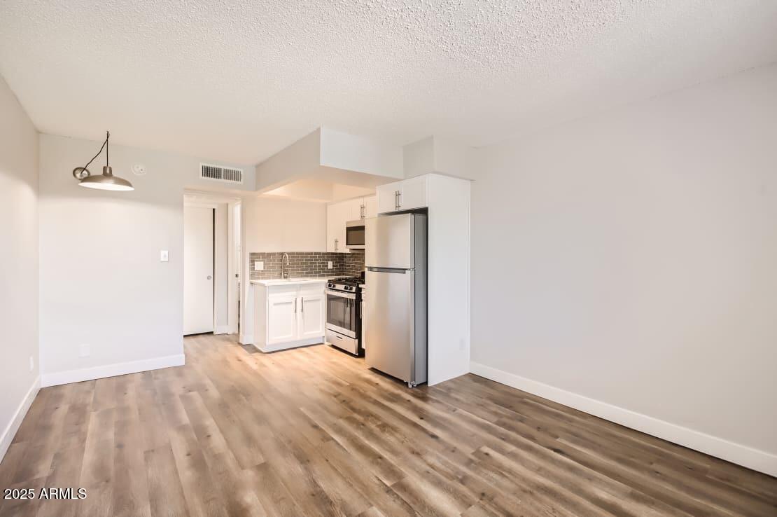 1645 E THOMAS Road St