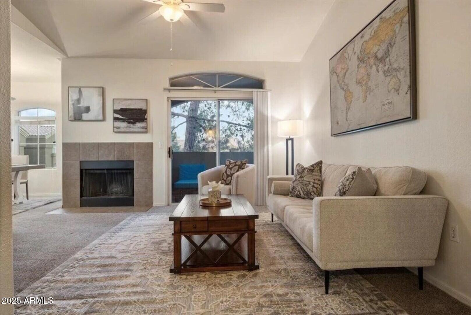 5335 E SHEA Boulevard 2104