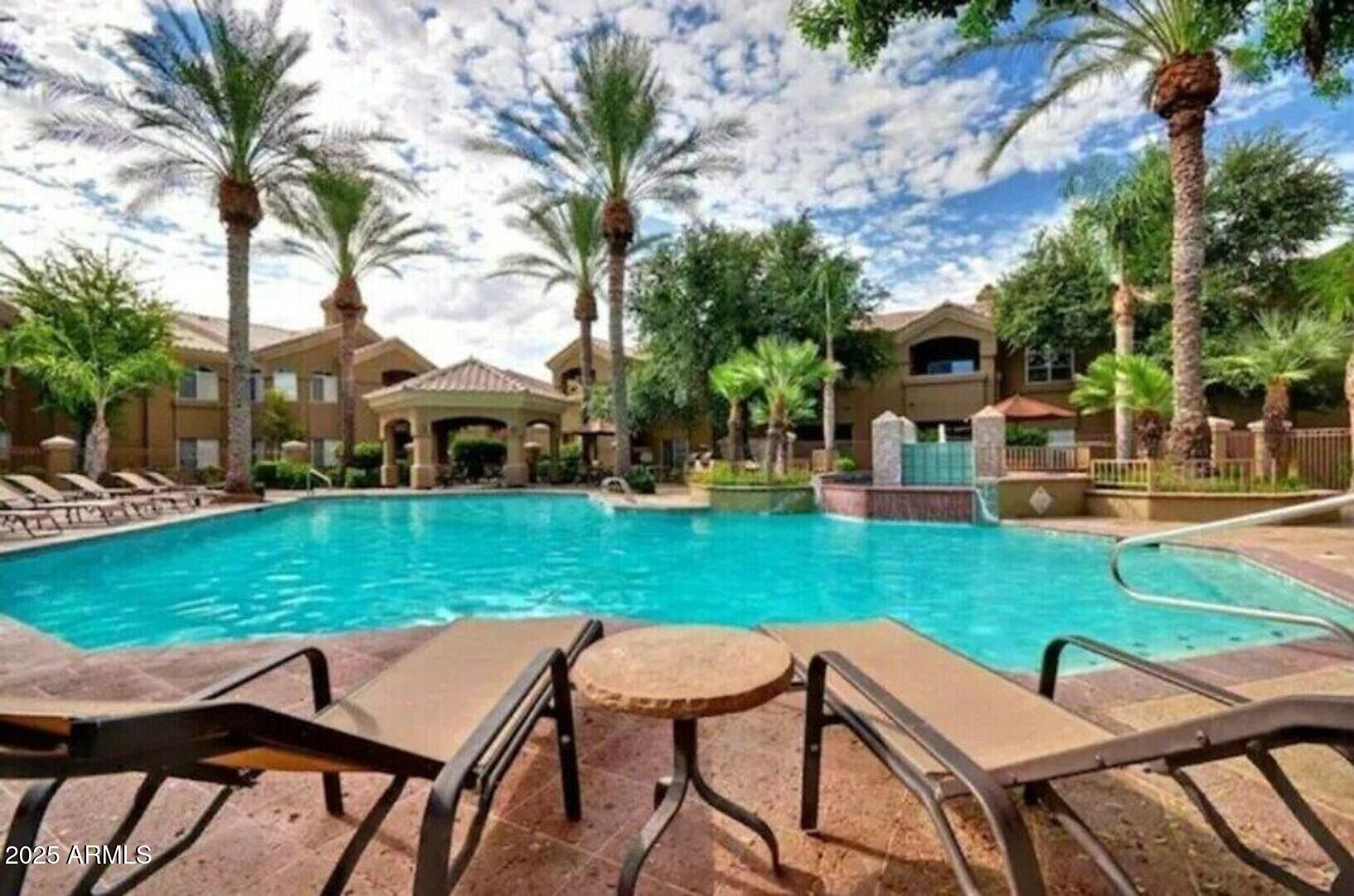 5335 E SHEA Boulevard 2104