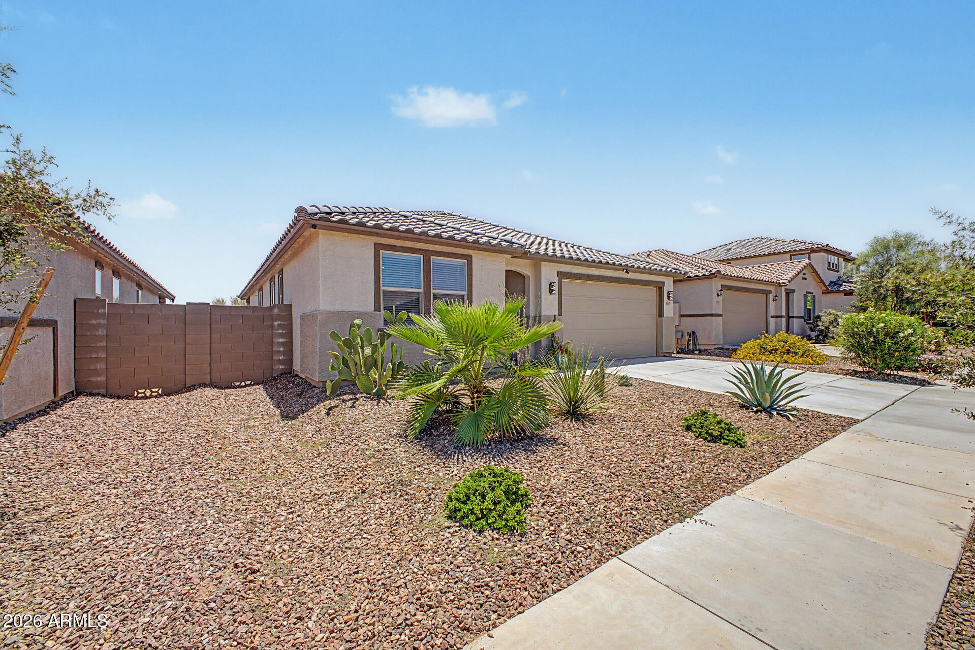 17849 W GAMBIT Trail
