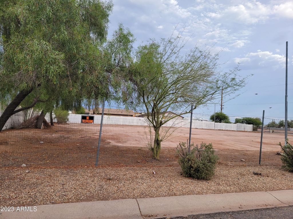 Photo of 2090 W Superstition Boulevard #25, Apache Junction, AZ 85120 (MLS # 6511887)