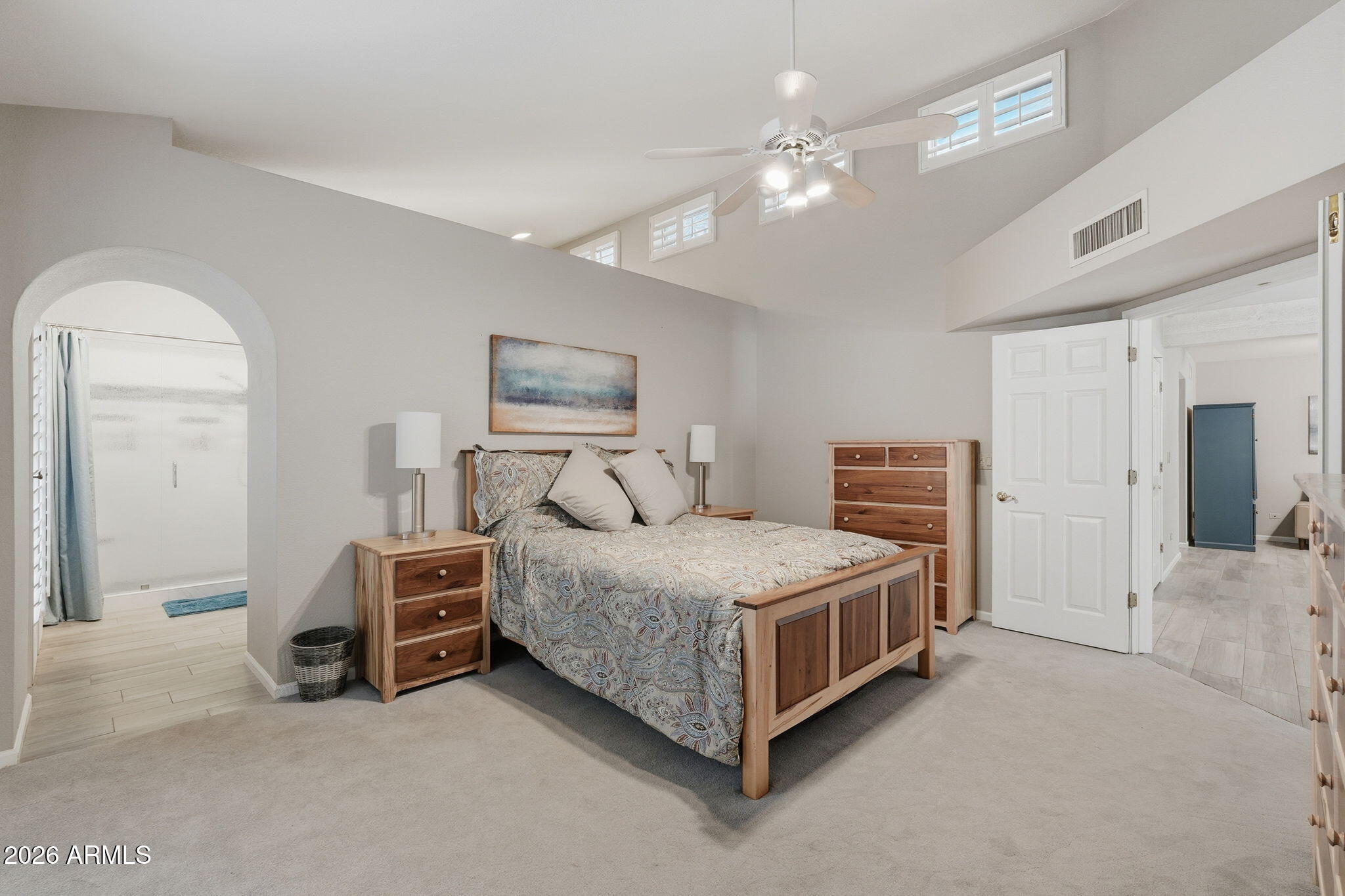 1020 E DESERT COVE Avenue