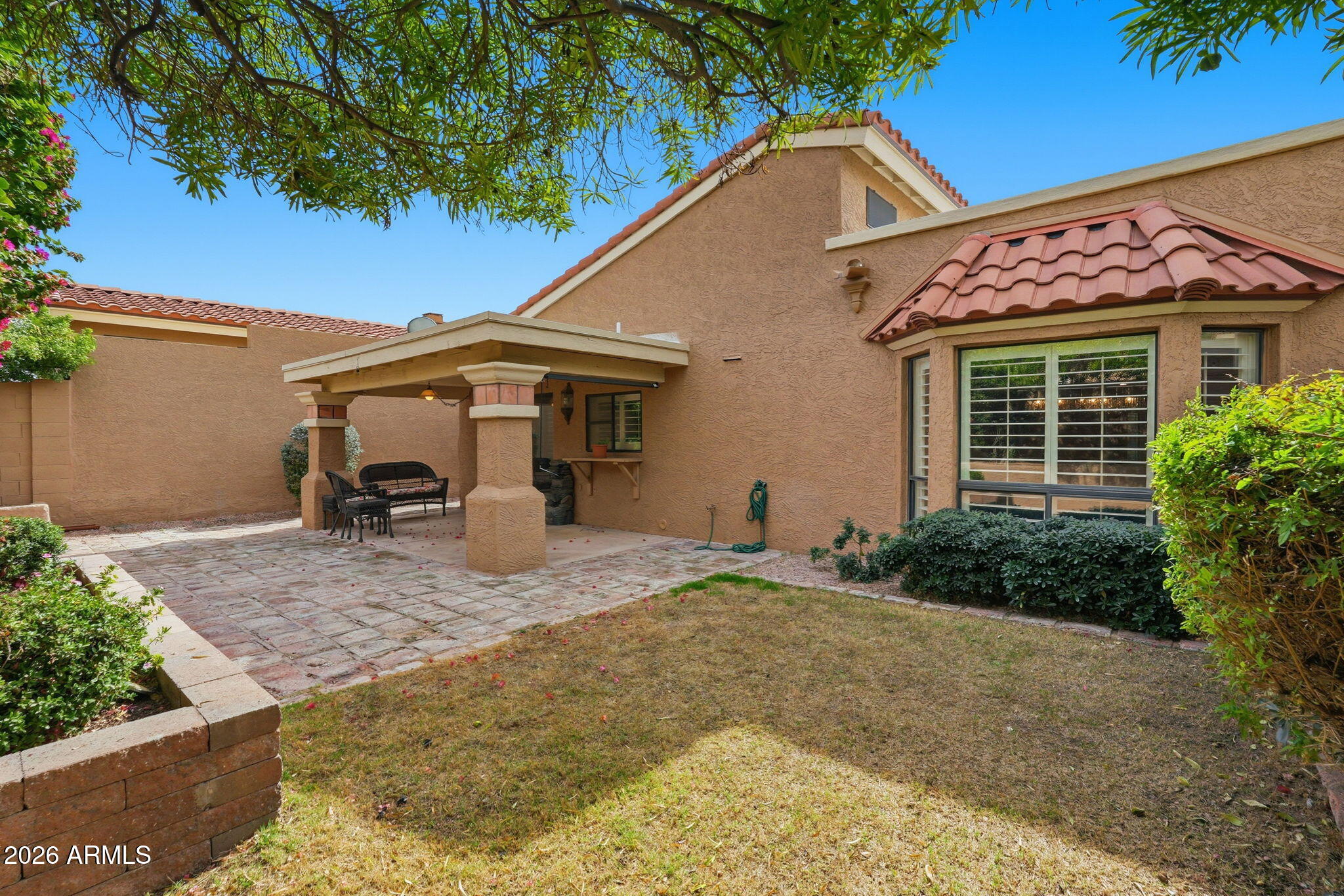 1020 E DESERT COVE Avenue