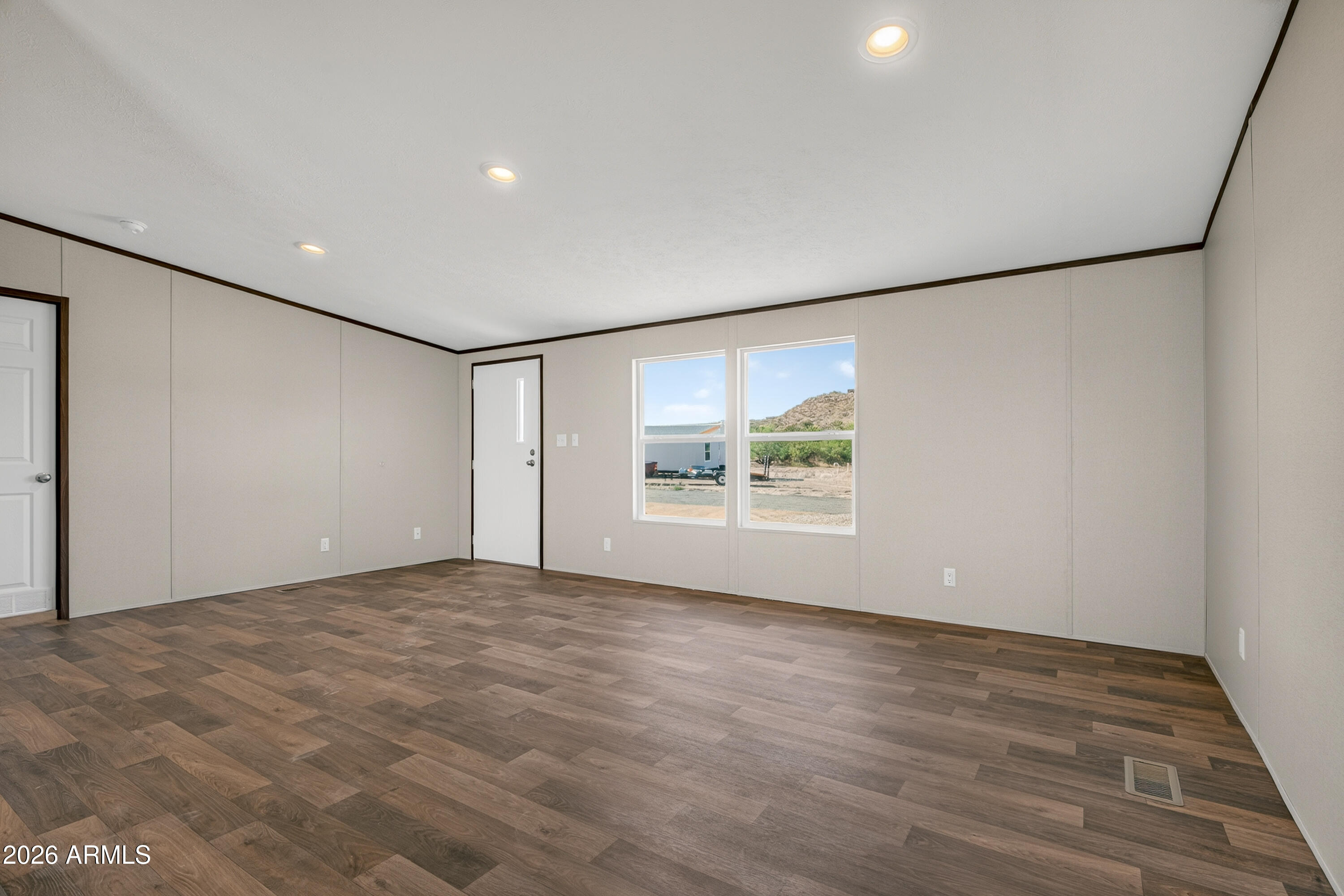 4123 E Dahlia Avenue