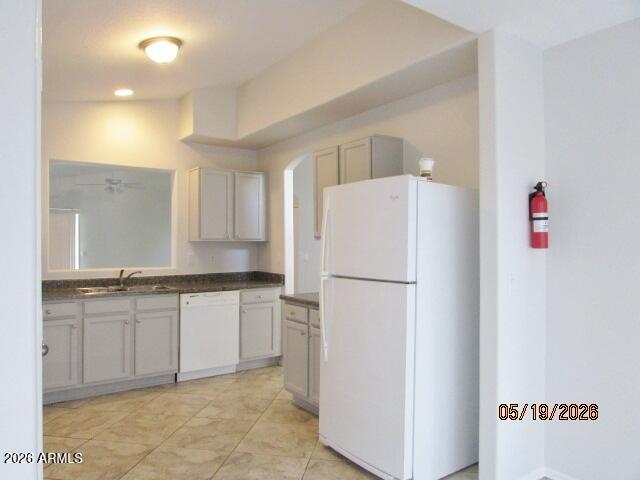 5763 W FREEWAY Lane