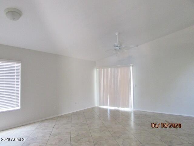 5763 W FREEWAY Lane