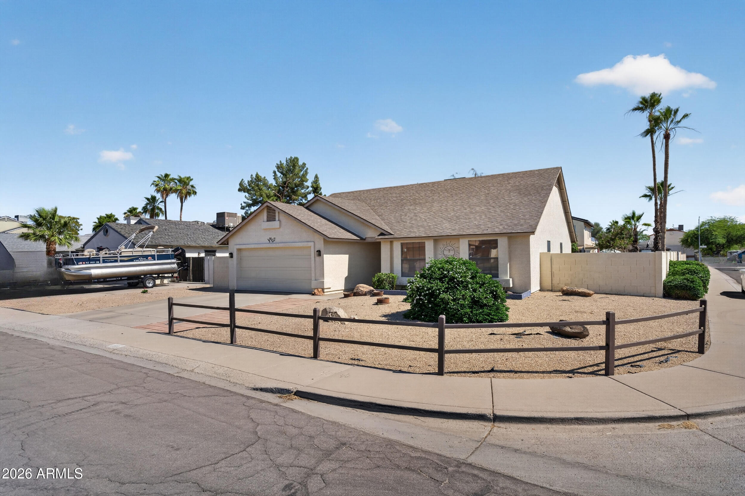 4437 W TOPEKA Drive