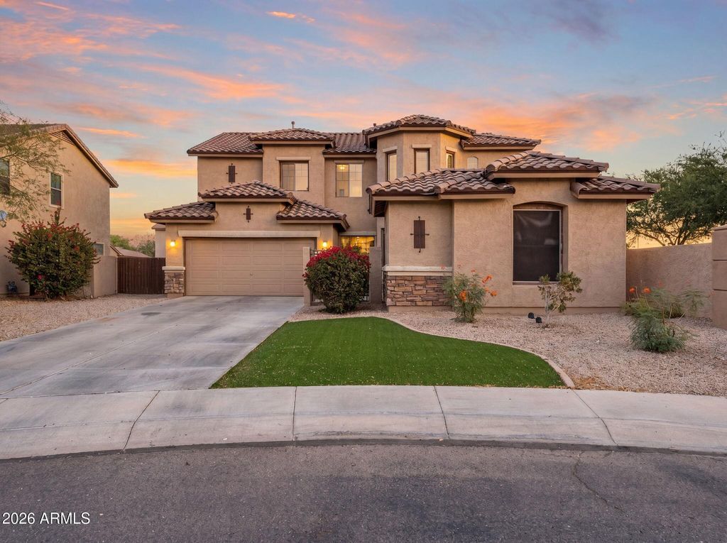 Photo of 82 W Raven Drive, Chandler, AZ 85286 (MLS # 7032319)