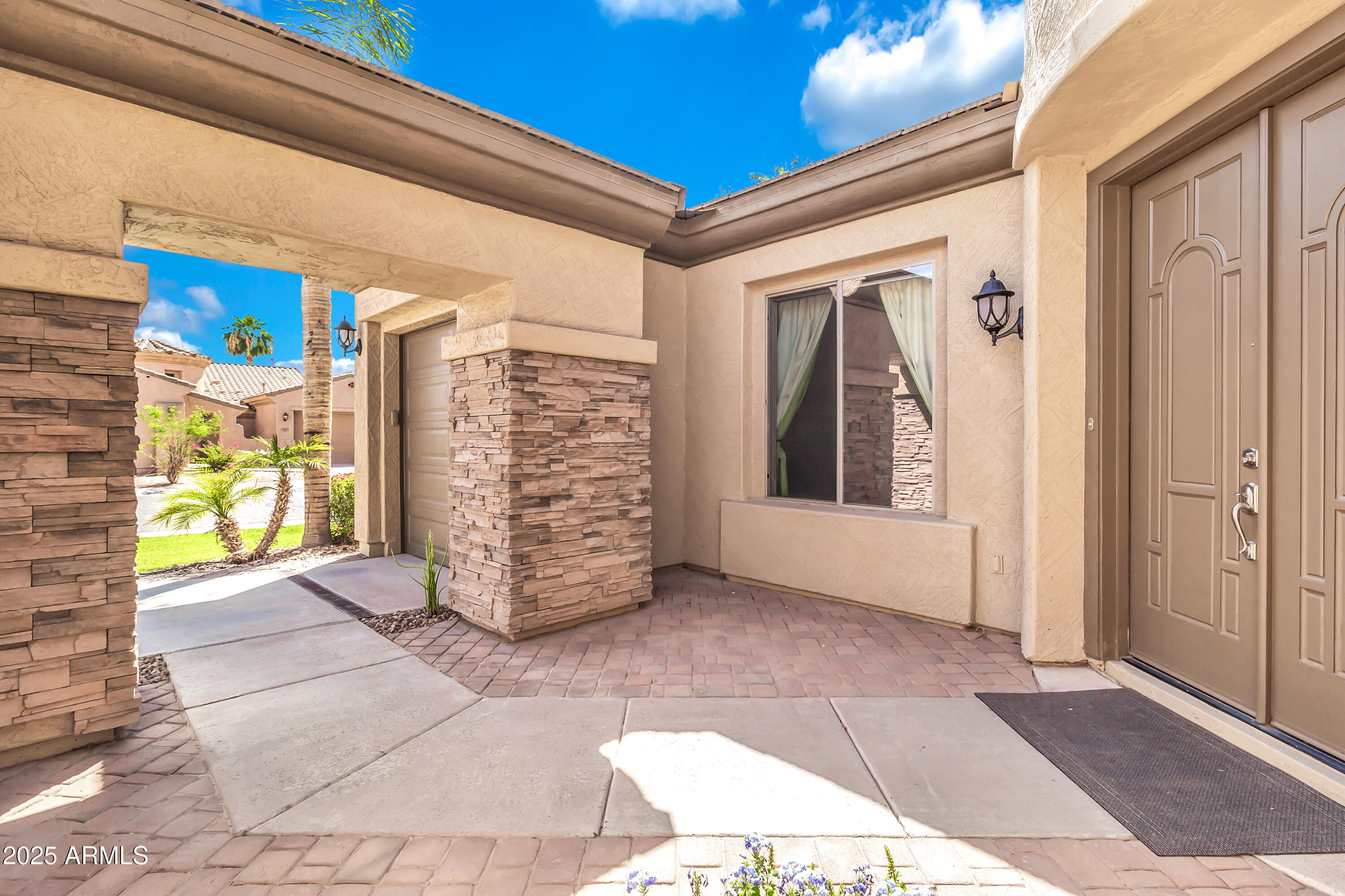 3396 E Raven Drive
