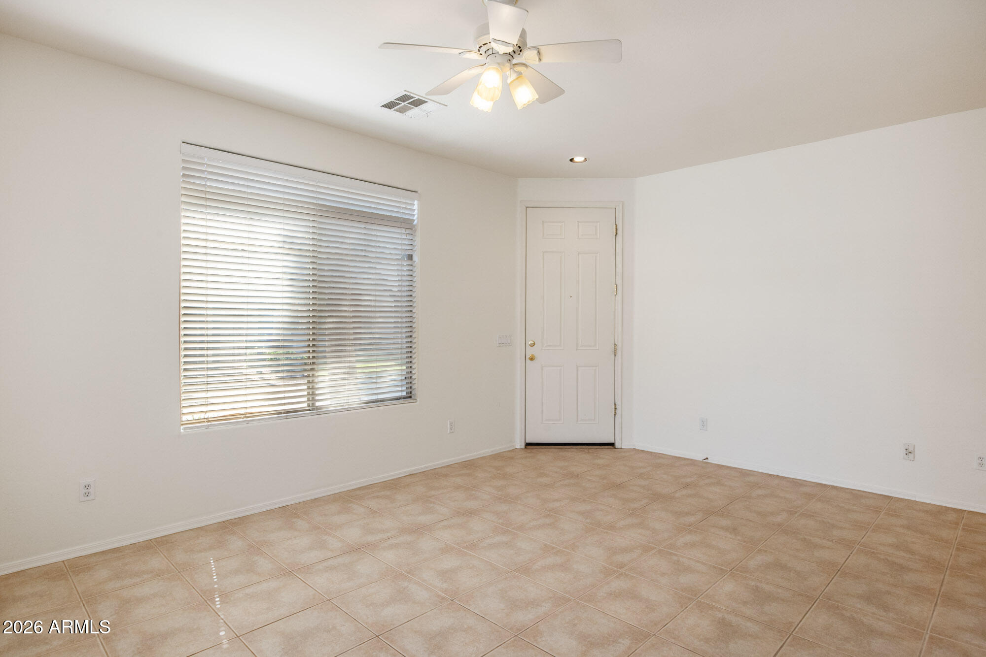 1239 S EMMETT Drive