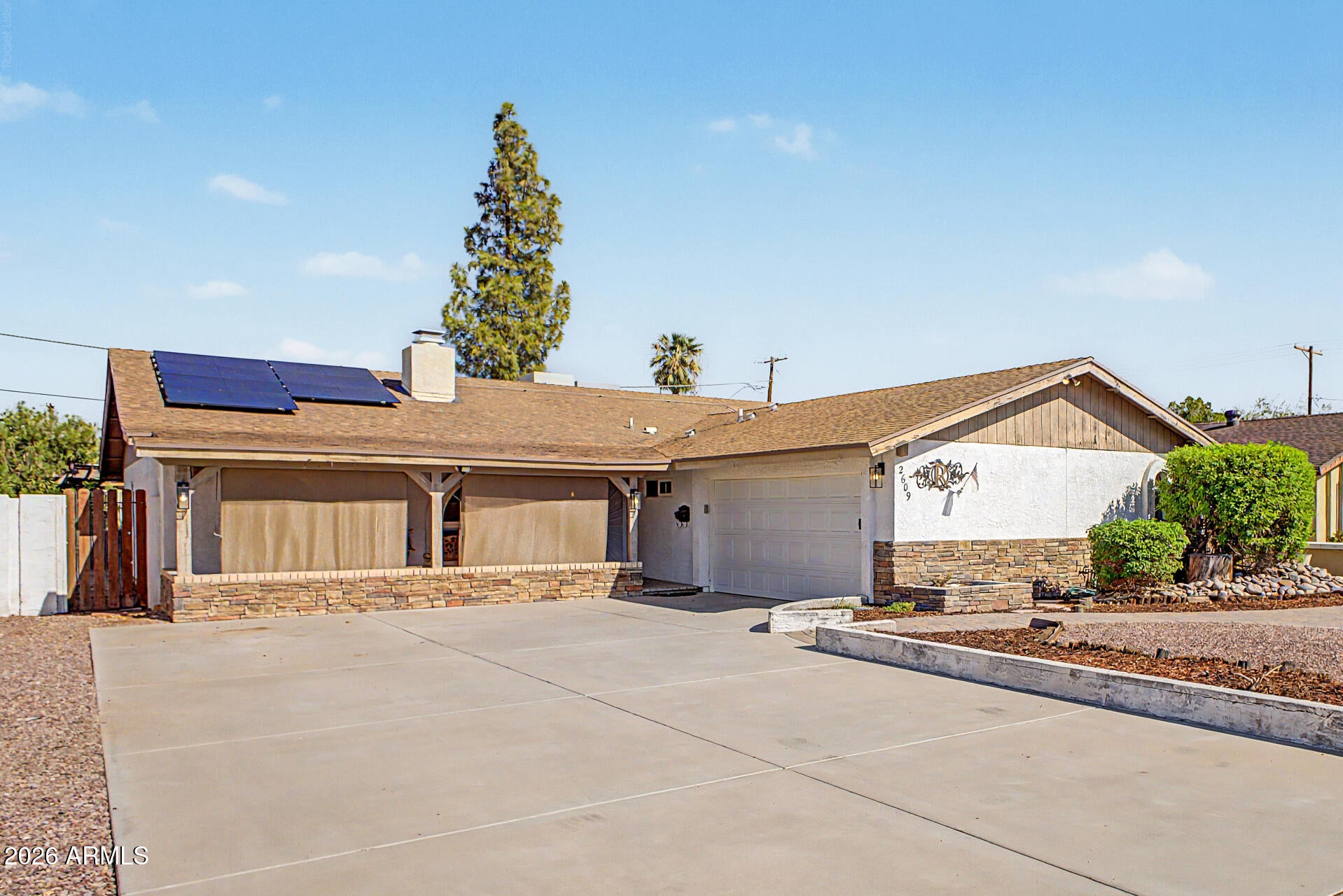 2609 N 49TH Place