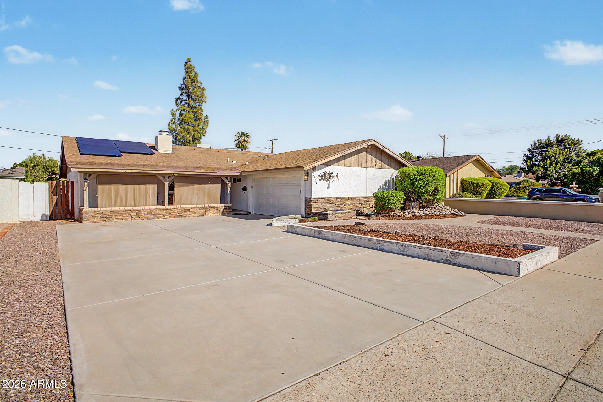 2609 N 49TH Place