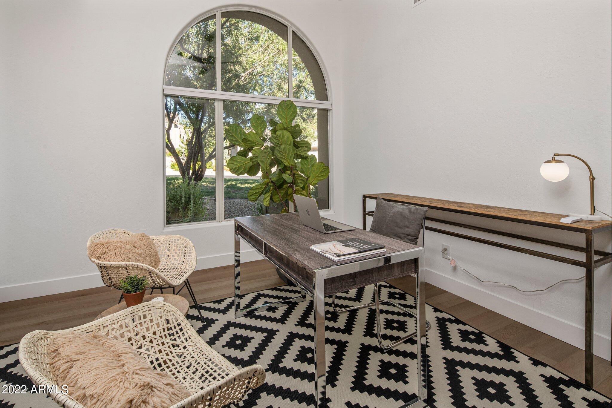 20802 N GRAYHAWK Drive 1096