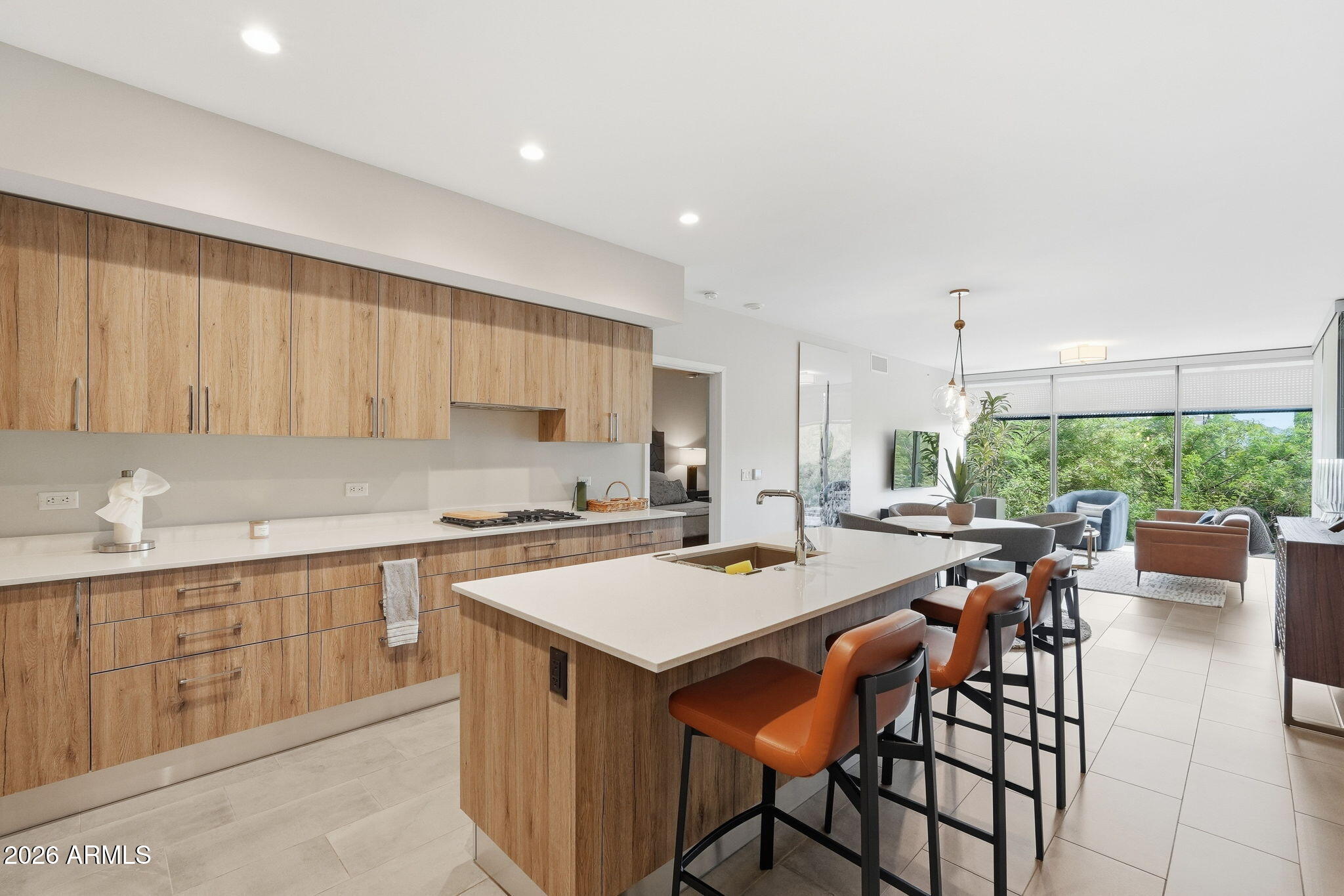 7180 E KIERLAND Boulevard 215