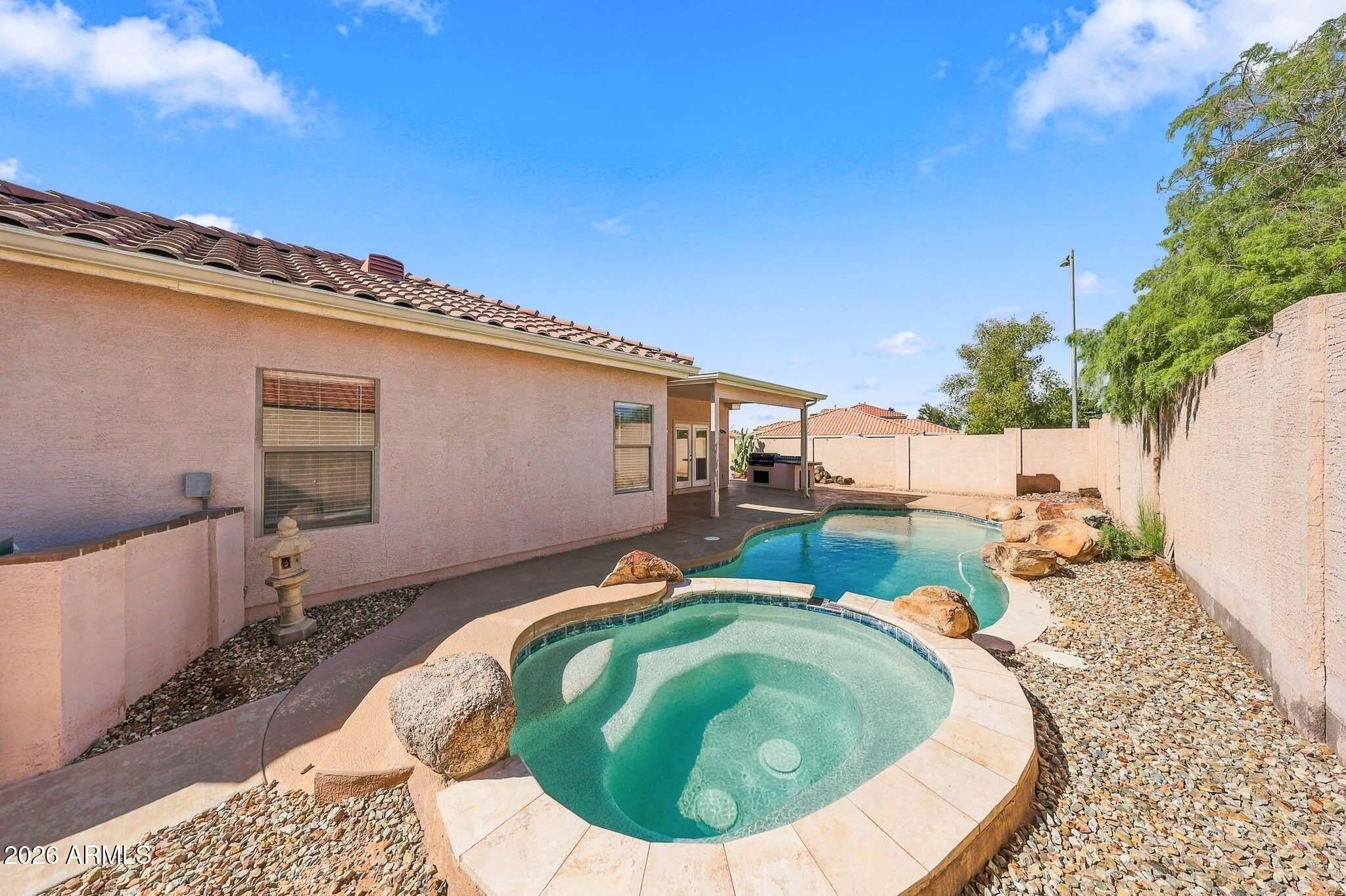 10560 W VIA MONTOYA Drive