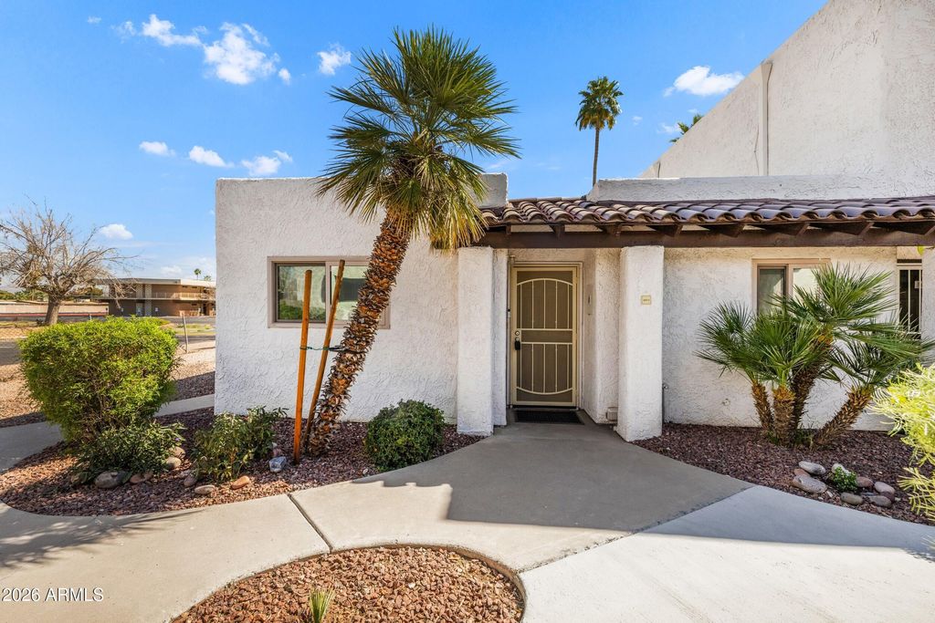Photo of 2401 N 70th Street #P, Scottsdale, AZ 85257 (MLS # 6996248)
