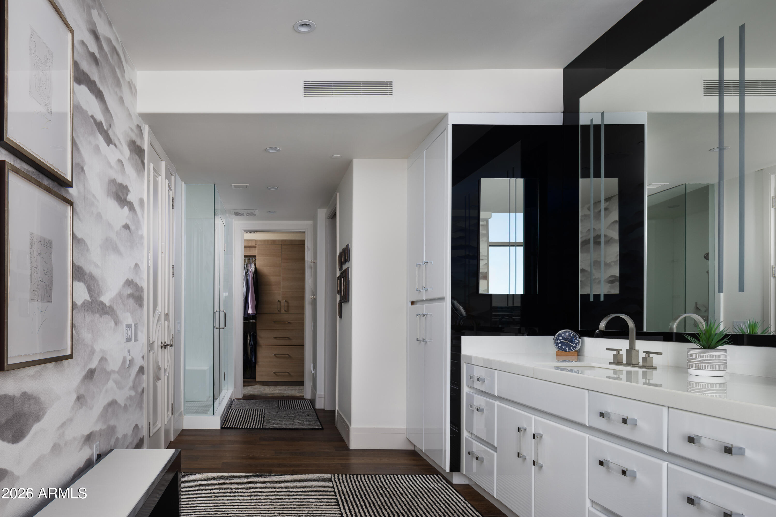 ESPLANADE PLACE CONDOMINIUM AMD - Residential