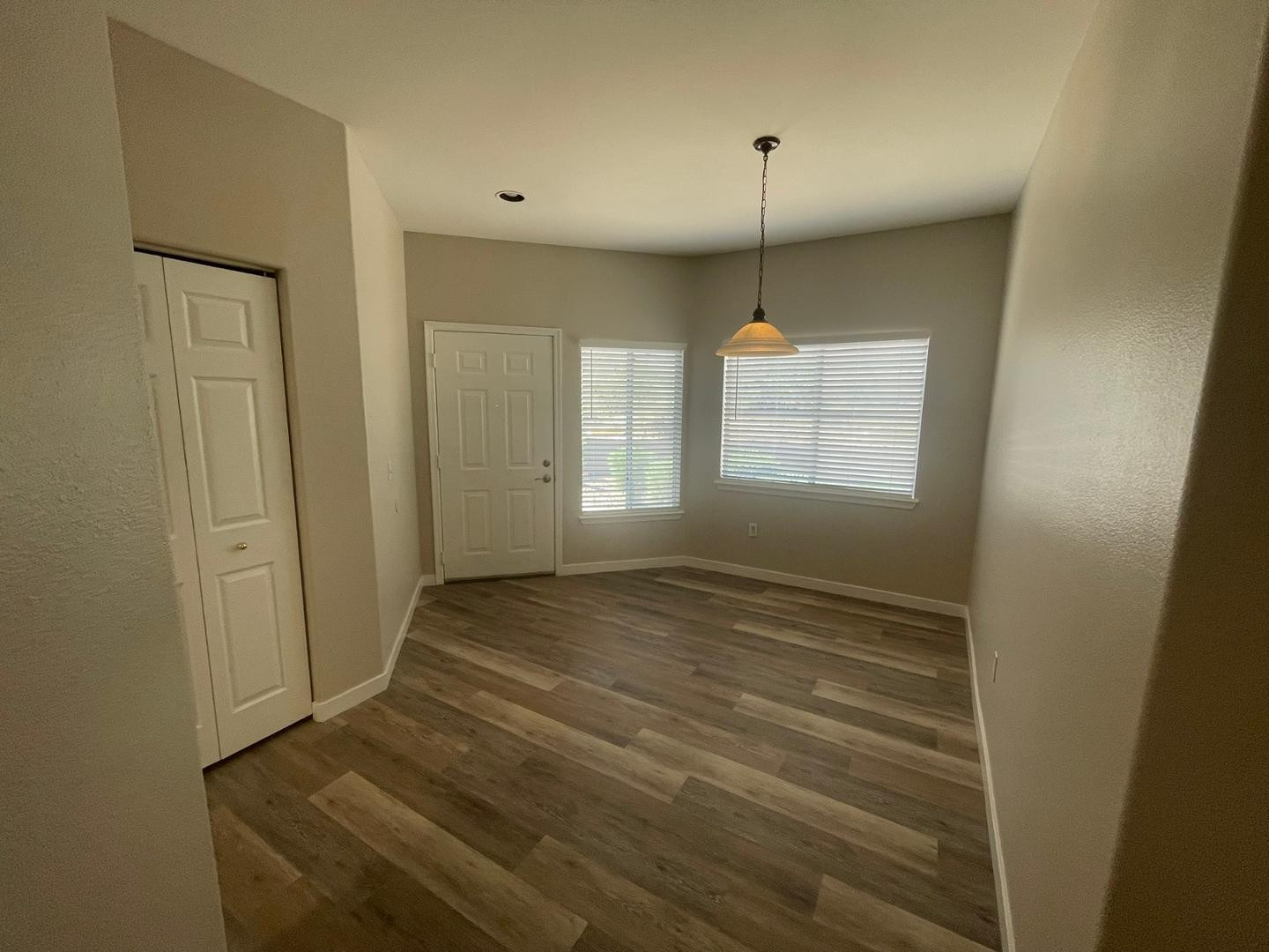 3236 E Chandler 1040