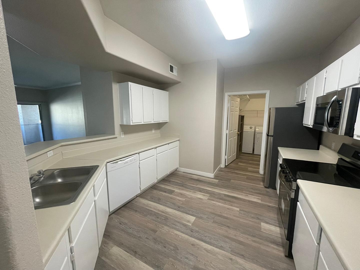 3236 E Chandler Boulevard Unit 1040