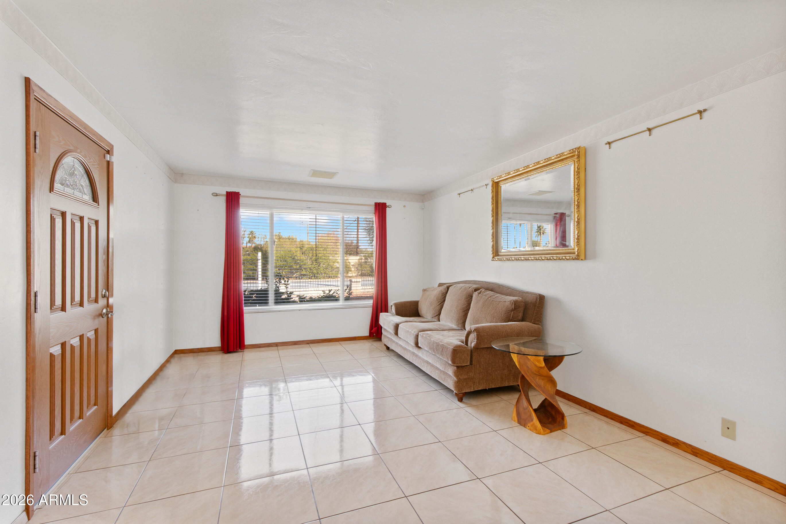 3827 E Vernon Avenue