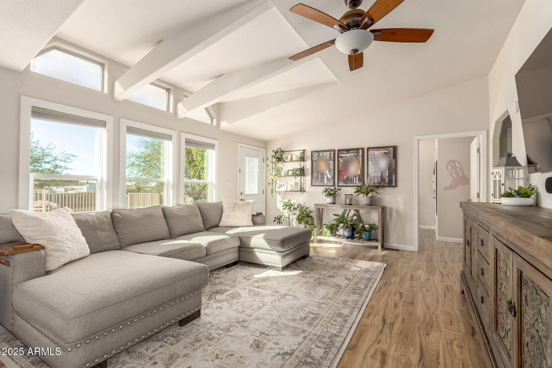 1815 E LA SALLE Road