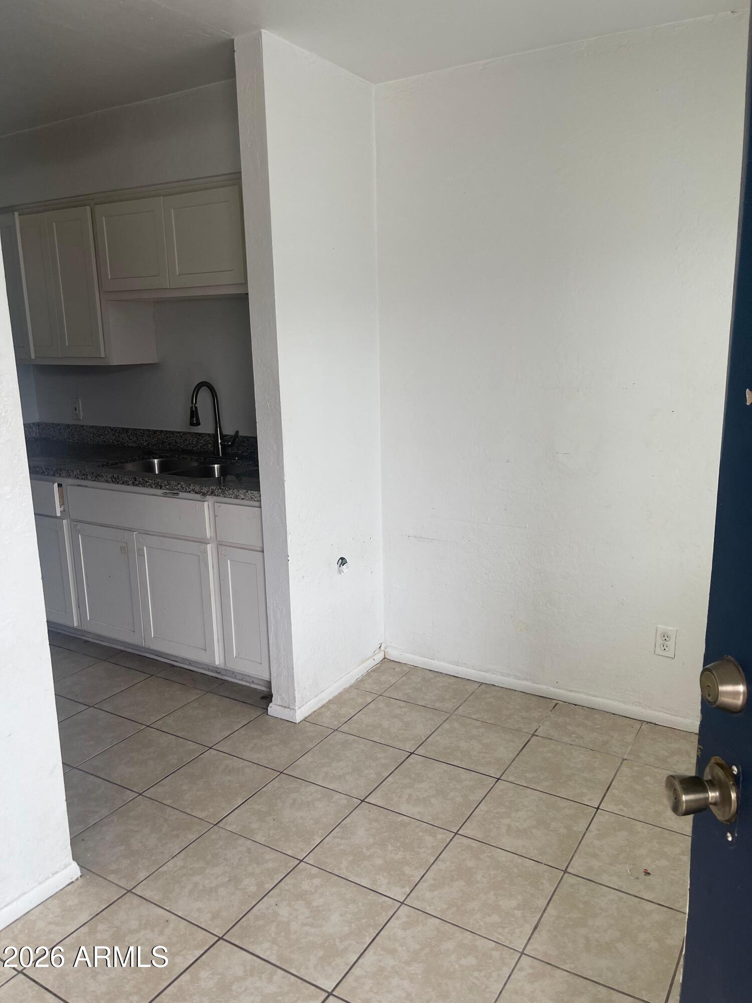 2240 W Southern Avenue 23