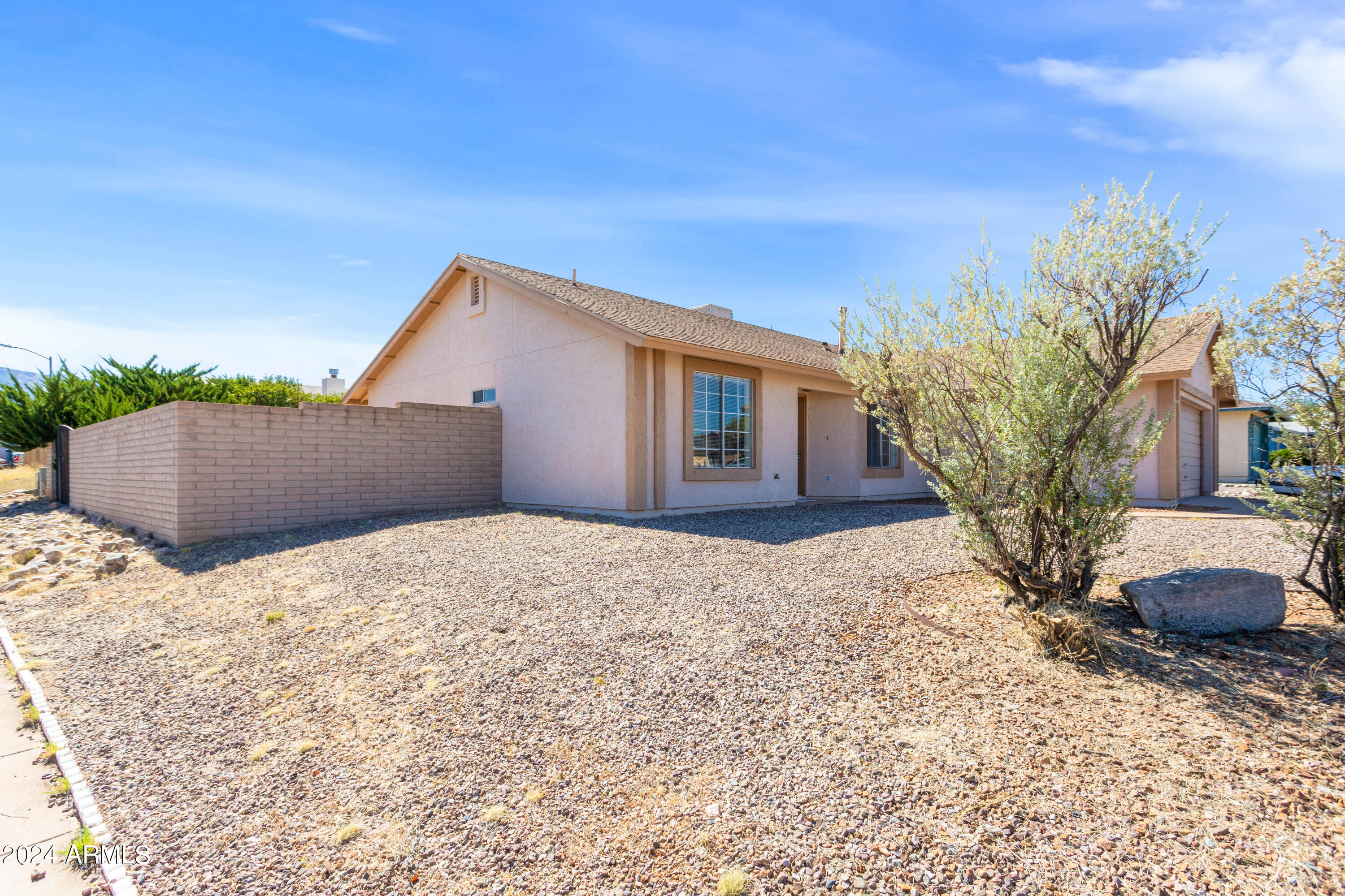 SUMMIT MEADOWS - Residential