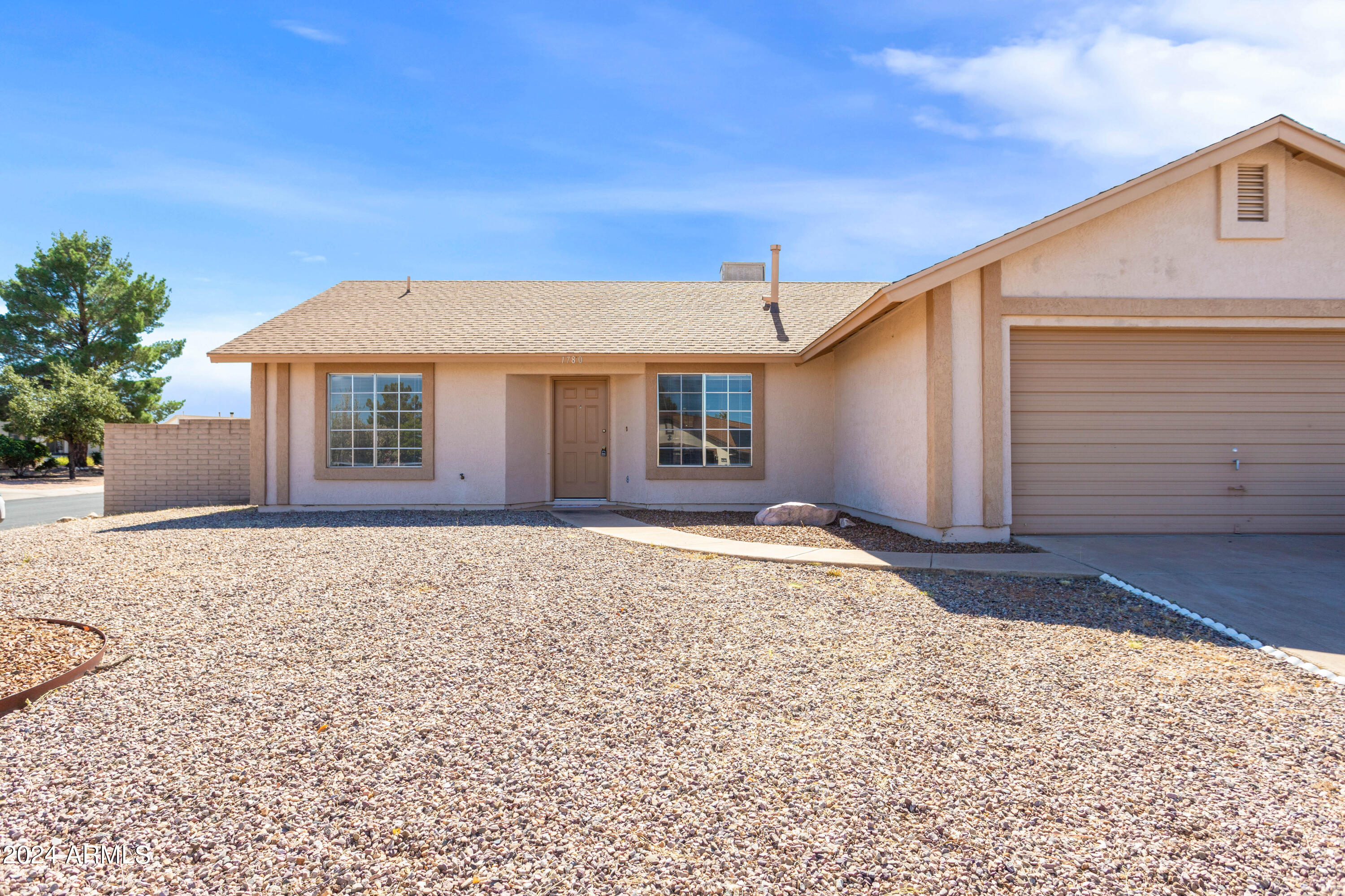 SUMMIT MEADOWS - Residential