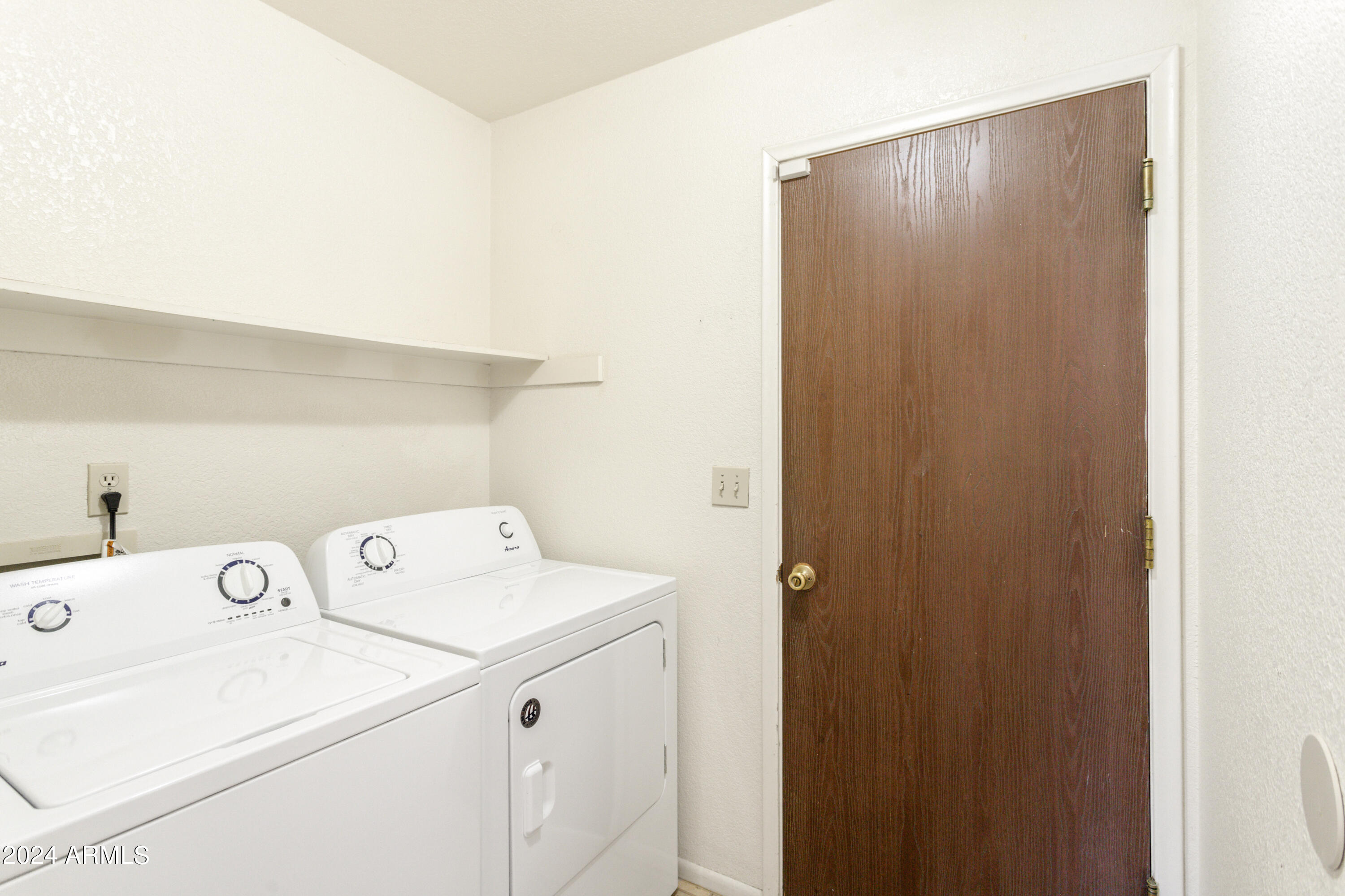 SUMMIT MEADOWS - Residential