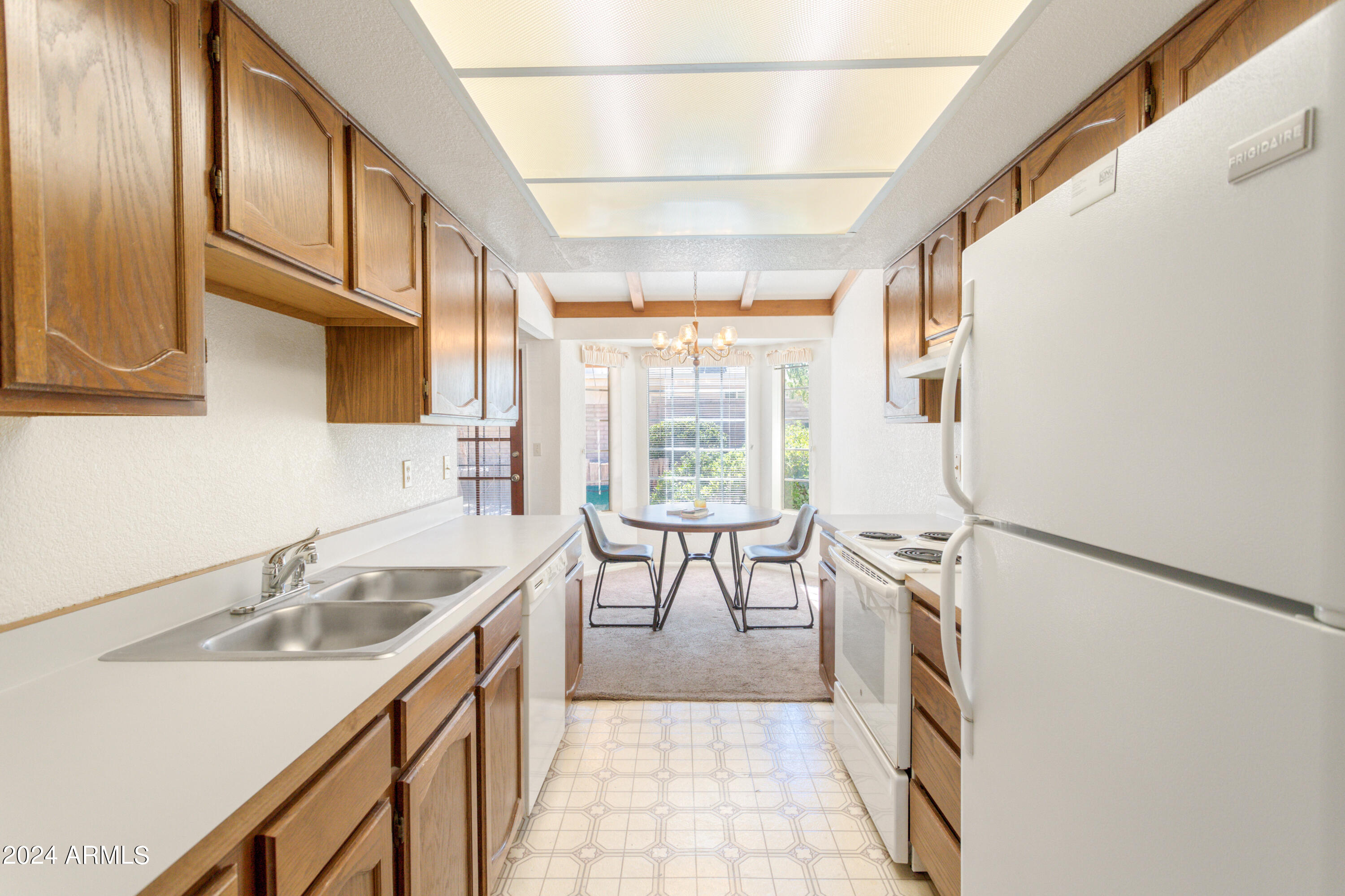 SUMMIT MEADOWS - Residential