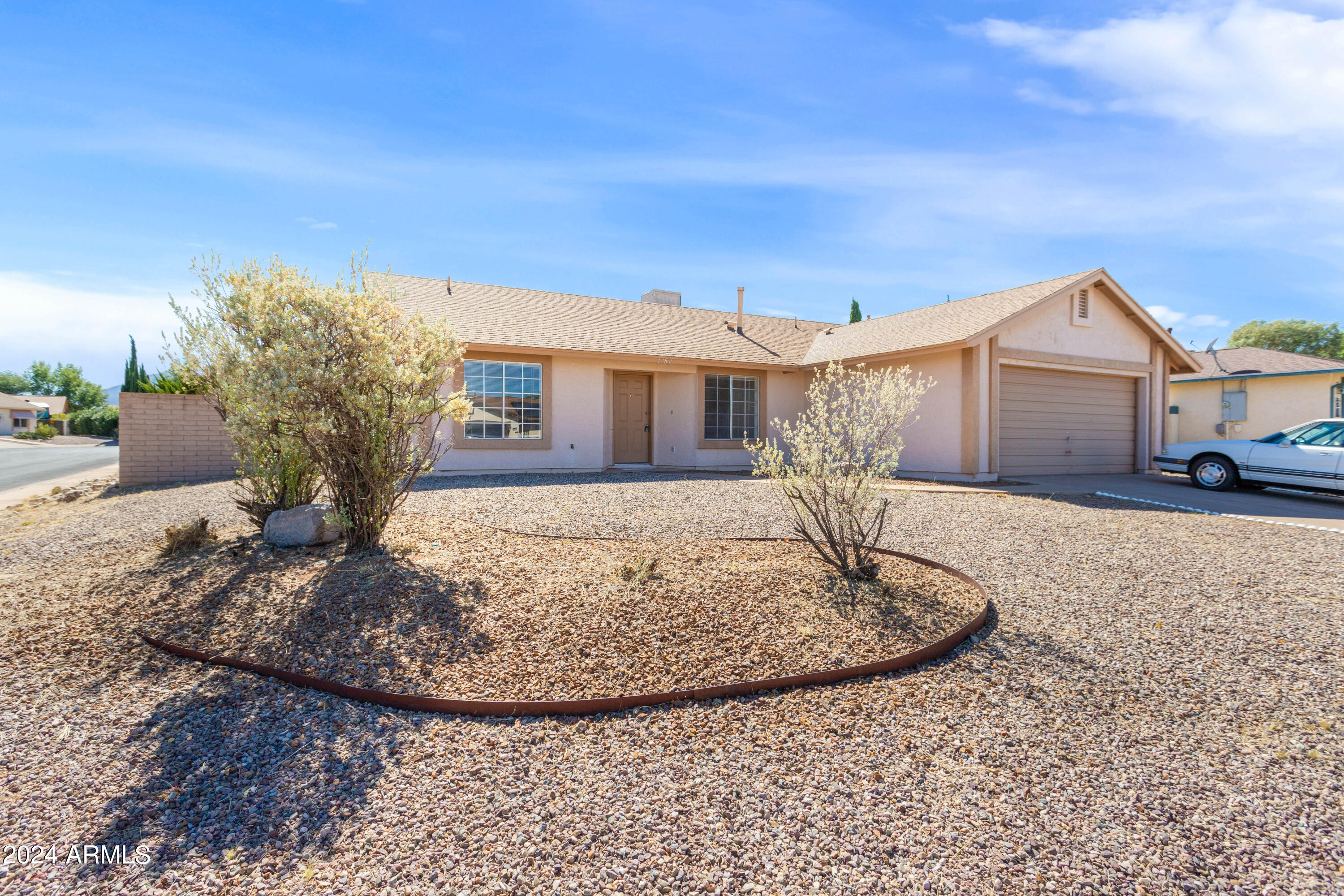 SUMMIT MEADOWS - Residential