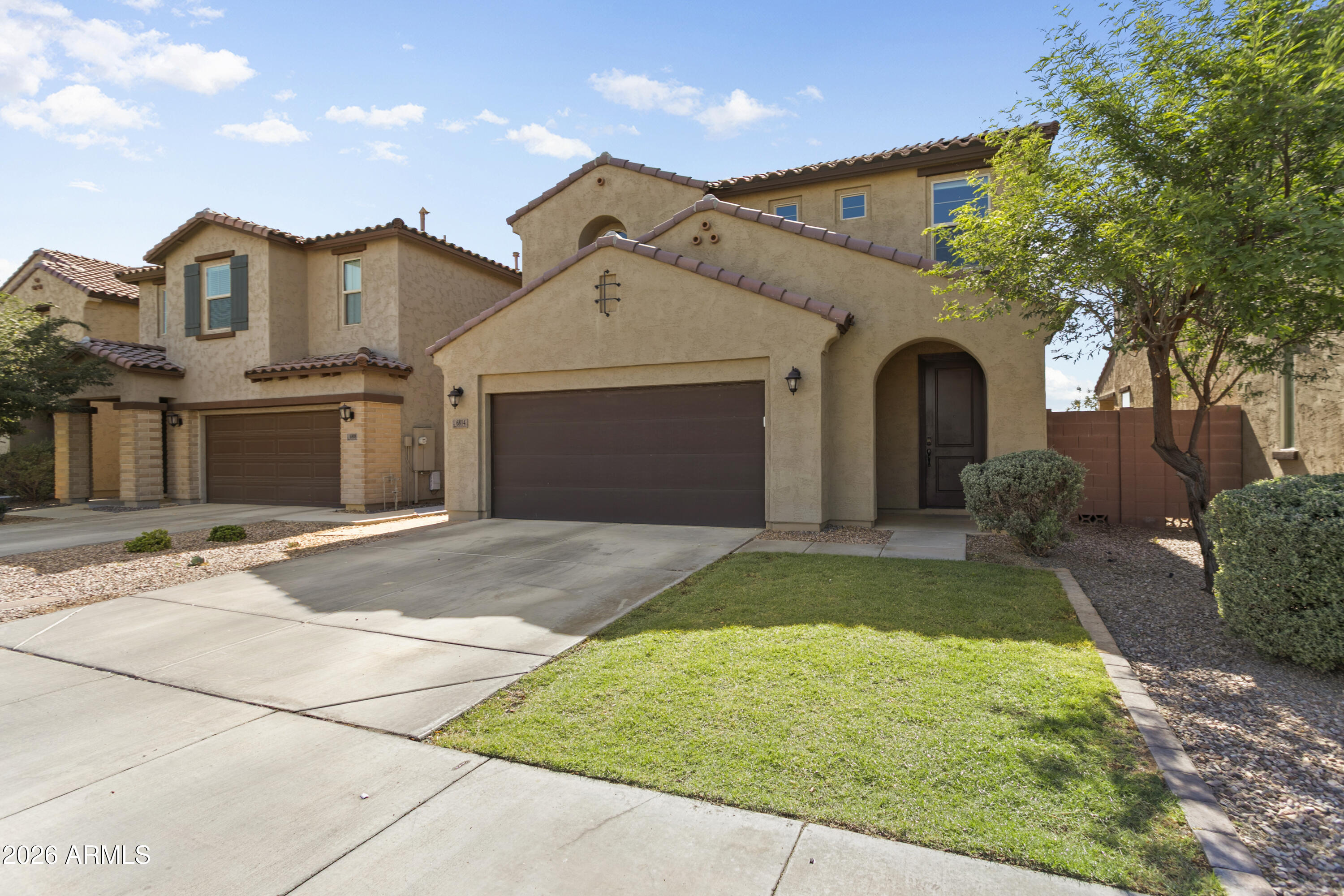 6814 N 88TH Lane