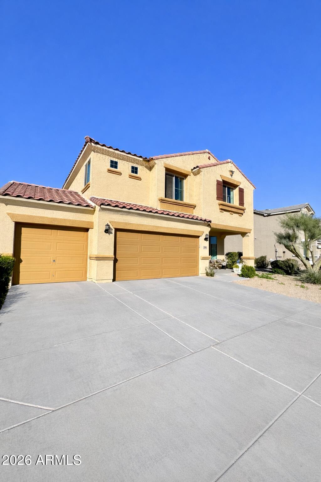 12202 W DEL RIO Lane