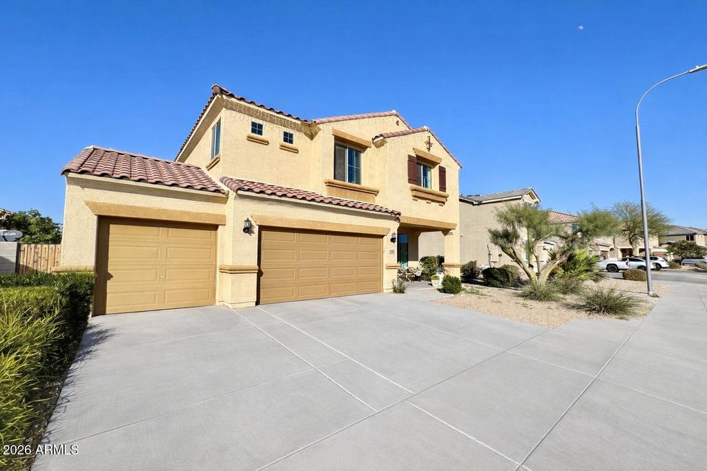 Photo of 12202 W Del Rio Lane, Avondale, AZ 85323 (MLS # 6975947)