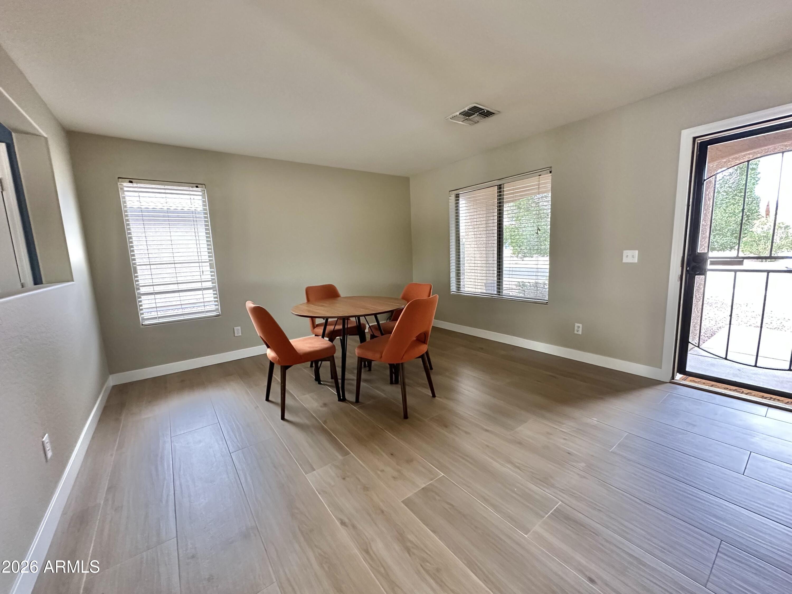 16003 W WINCHCOMB Drive